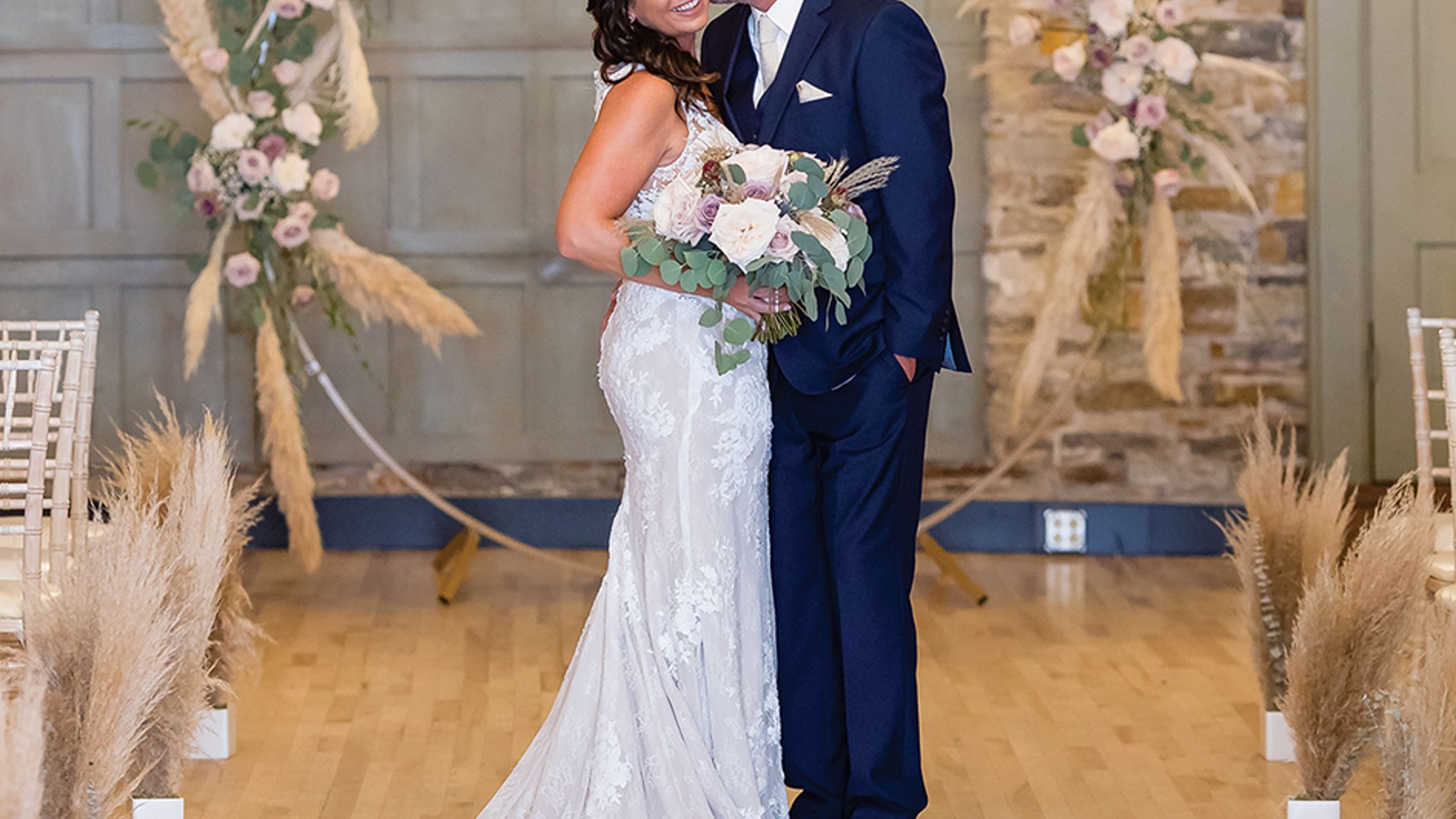Minnesota_Bride/ericrealwed/nweds5_MNB_22SS07.jpg