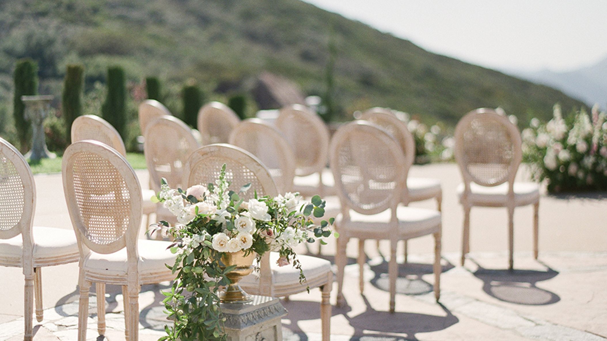 CWD/2022/Magazine/RealWeddings/arta-dylan/real weddings_CWD_FW22_87.jpg