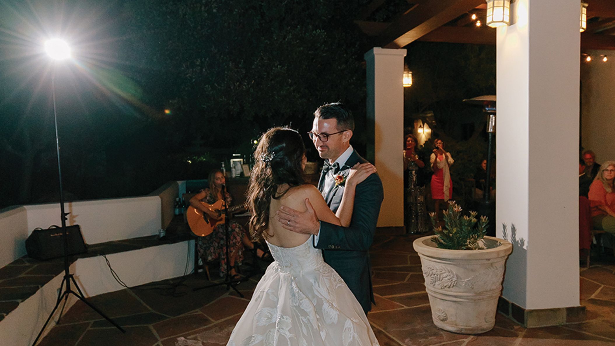 CWD/2022/Magazine/RealWeddings/StephaniSean/real weddings_CWD_FW22_120.jpg