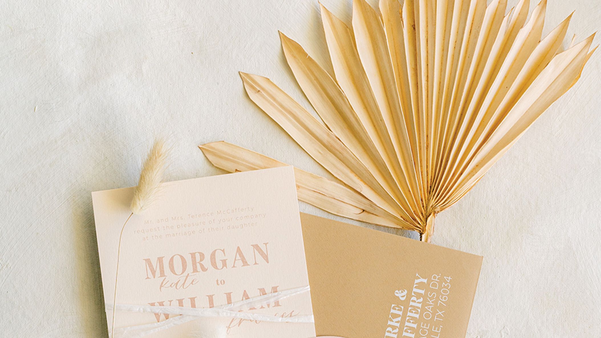 CWD/2022/Magazine/RealWeddings/morgan_will/real weddings_CWD_FW22_28.jpg