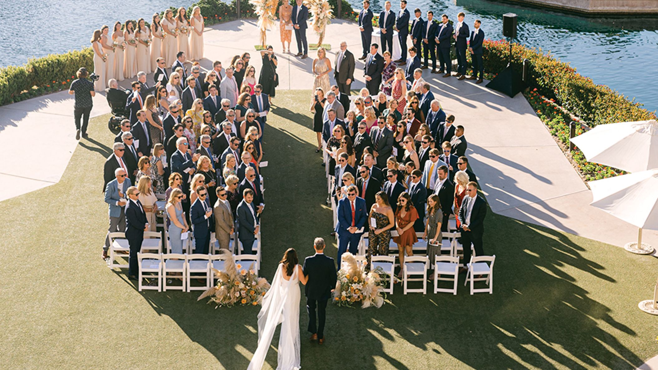 CWD/2022/Magazine/RealWeddings/morgan_will/real weddings_CWD_FW22_41.jpg