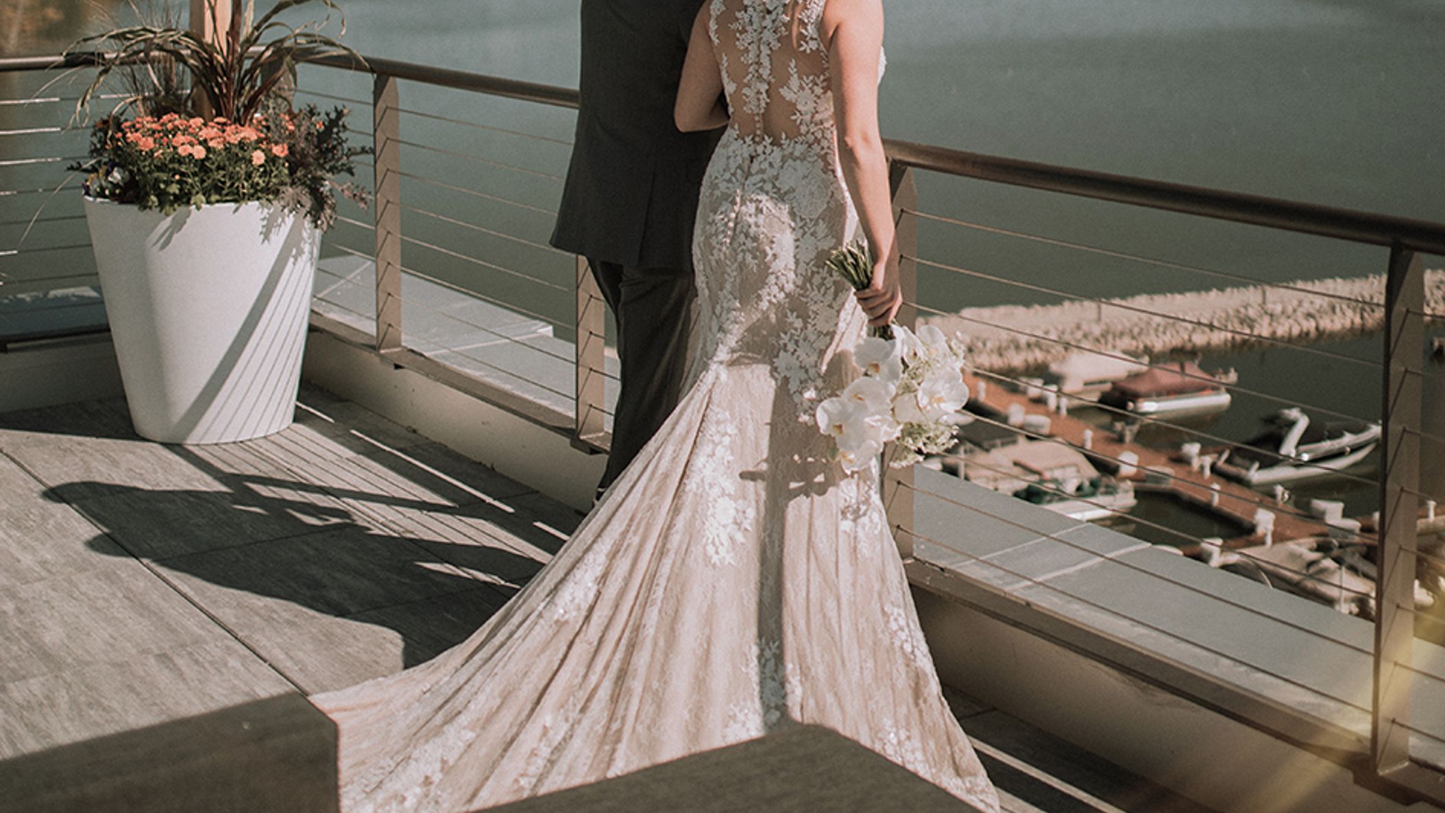Wisconsin_Bride/2022/FW22/aislefiles/aislefile2_WIB_FW2210.jpg