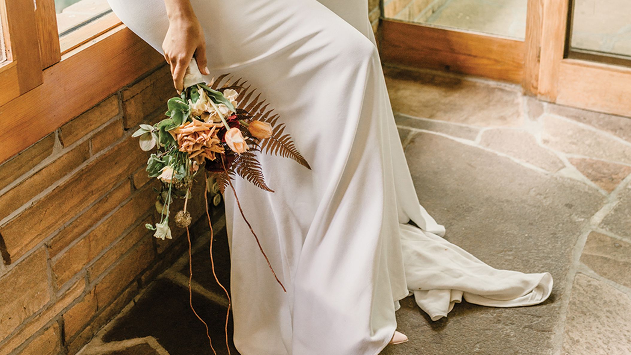 Wisconsin_Bride/2022/FW22/natural/flw_WIB_FW2206.jpg