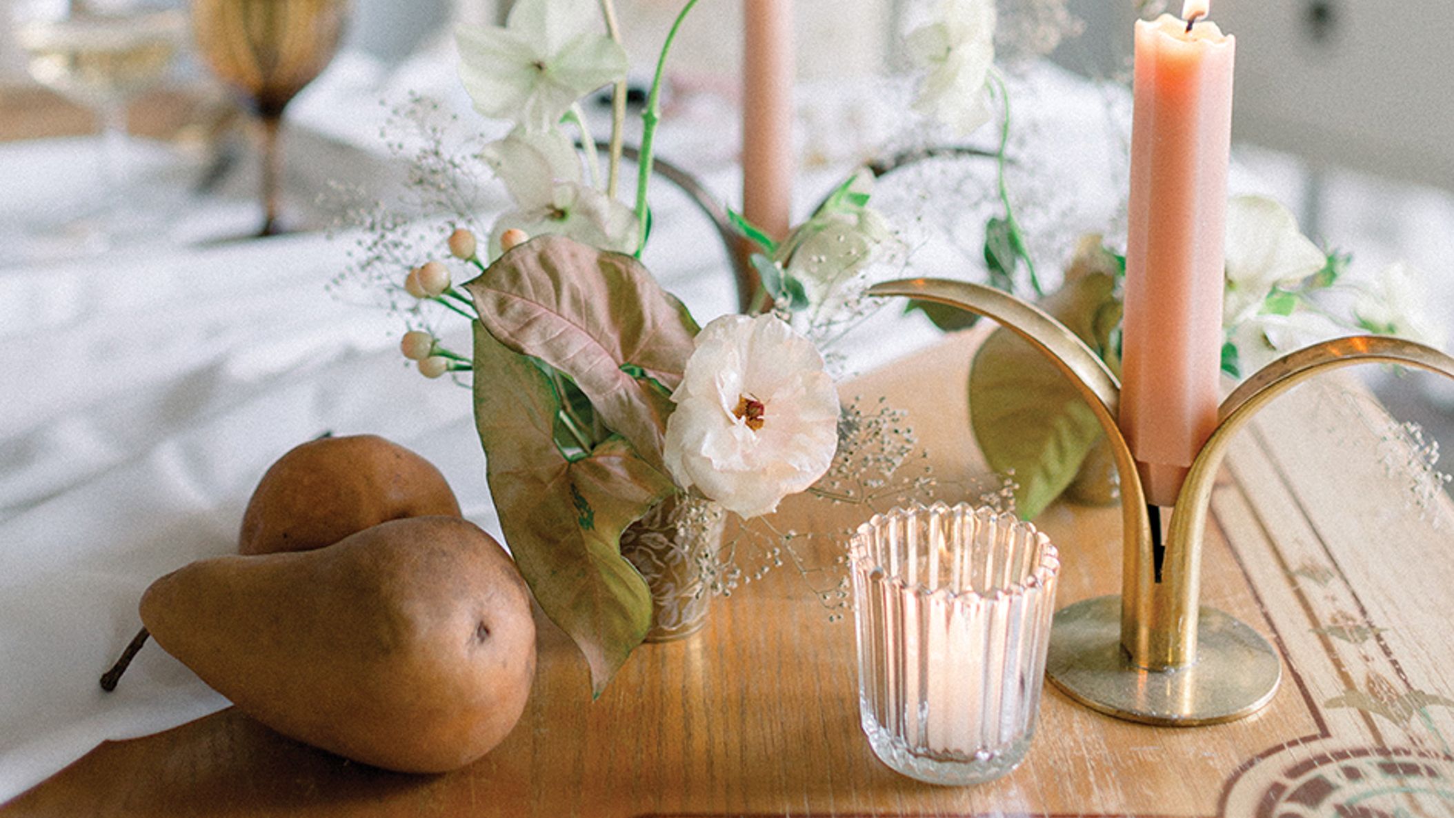 Wisconsin_Bride/2022/FW22/romance/relics_WIB_FW2208.jpg