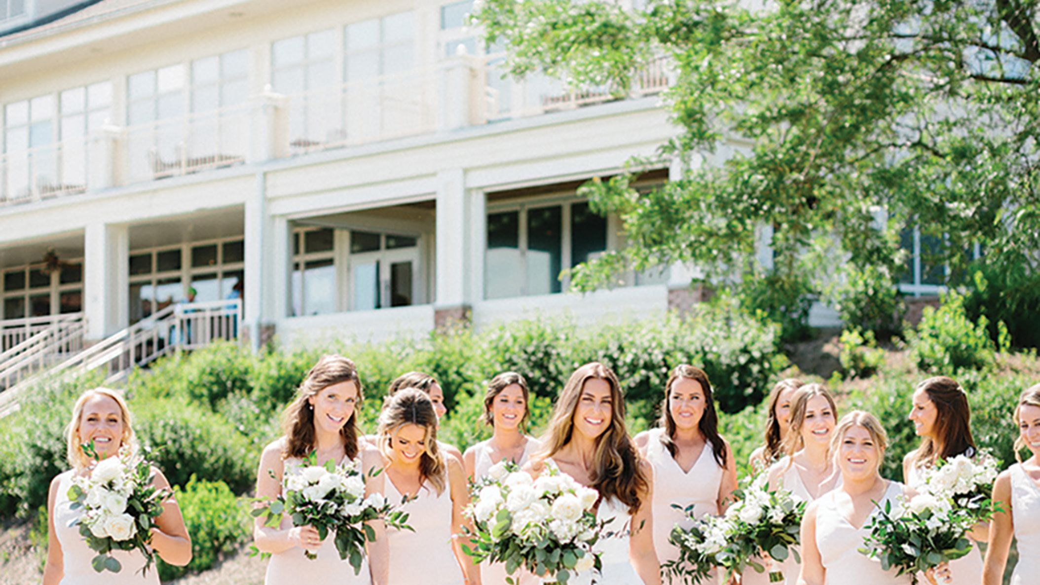 Wisconsin_Bride/2022/FW22/rw_racheljack/newlywed3_WIB_fw2202.jpg