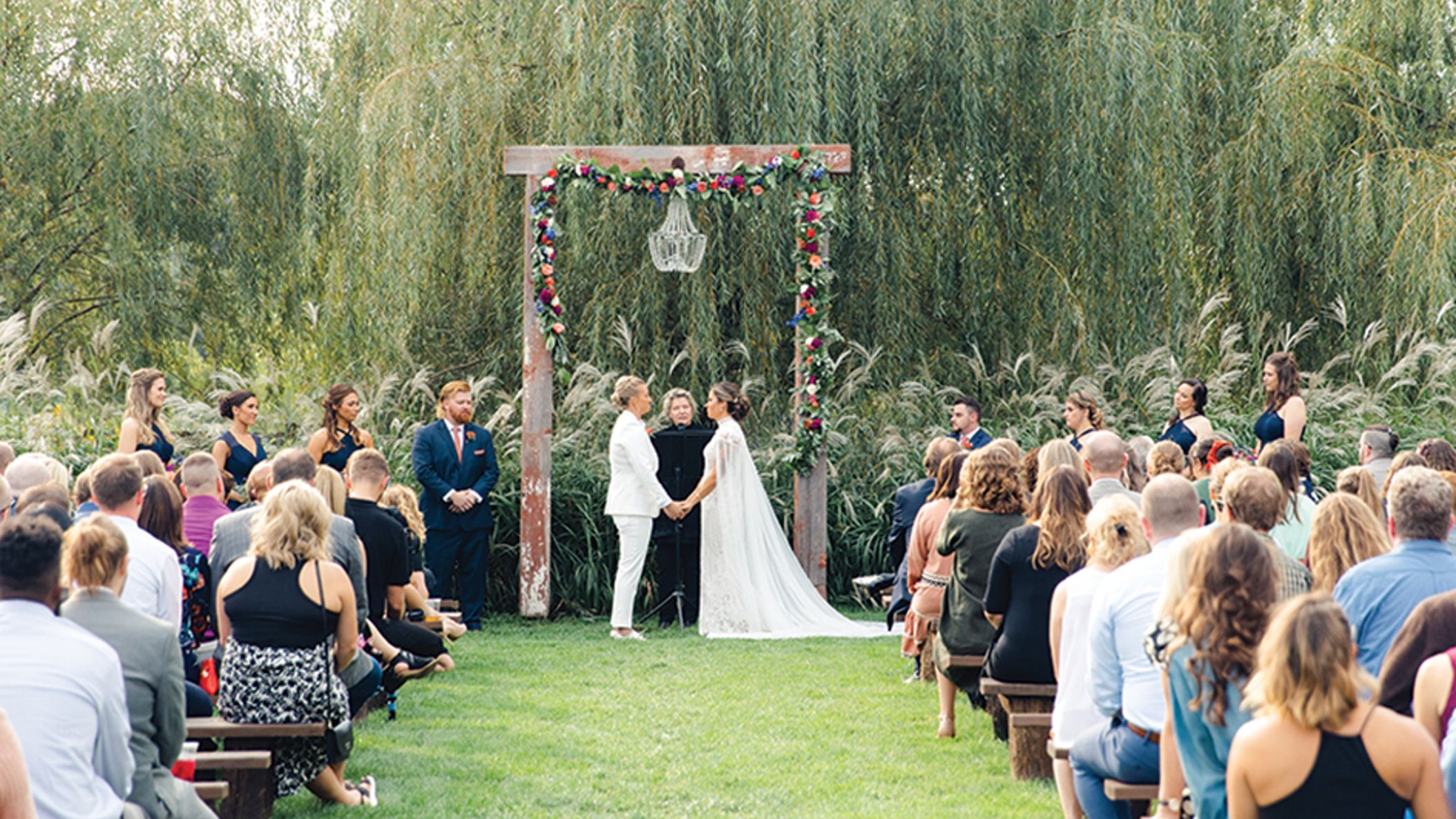 Wisconsin_Bride/2022/FW22/rw-keely-melina/newlywed5_WIB_fw2202.jpg