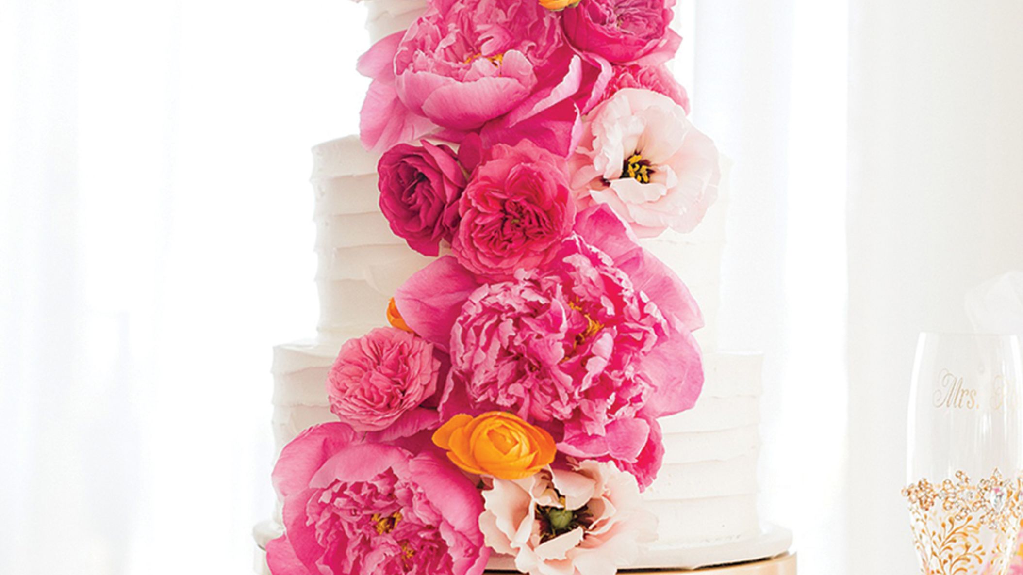 Wisconsin_Bride/2022/FW22/rw-jenna-jordan/newlywed2_WIB_fw2204.jpg
