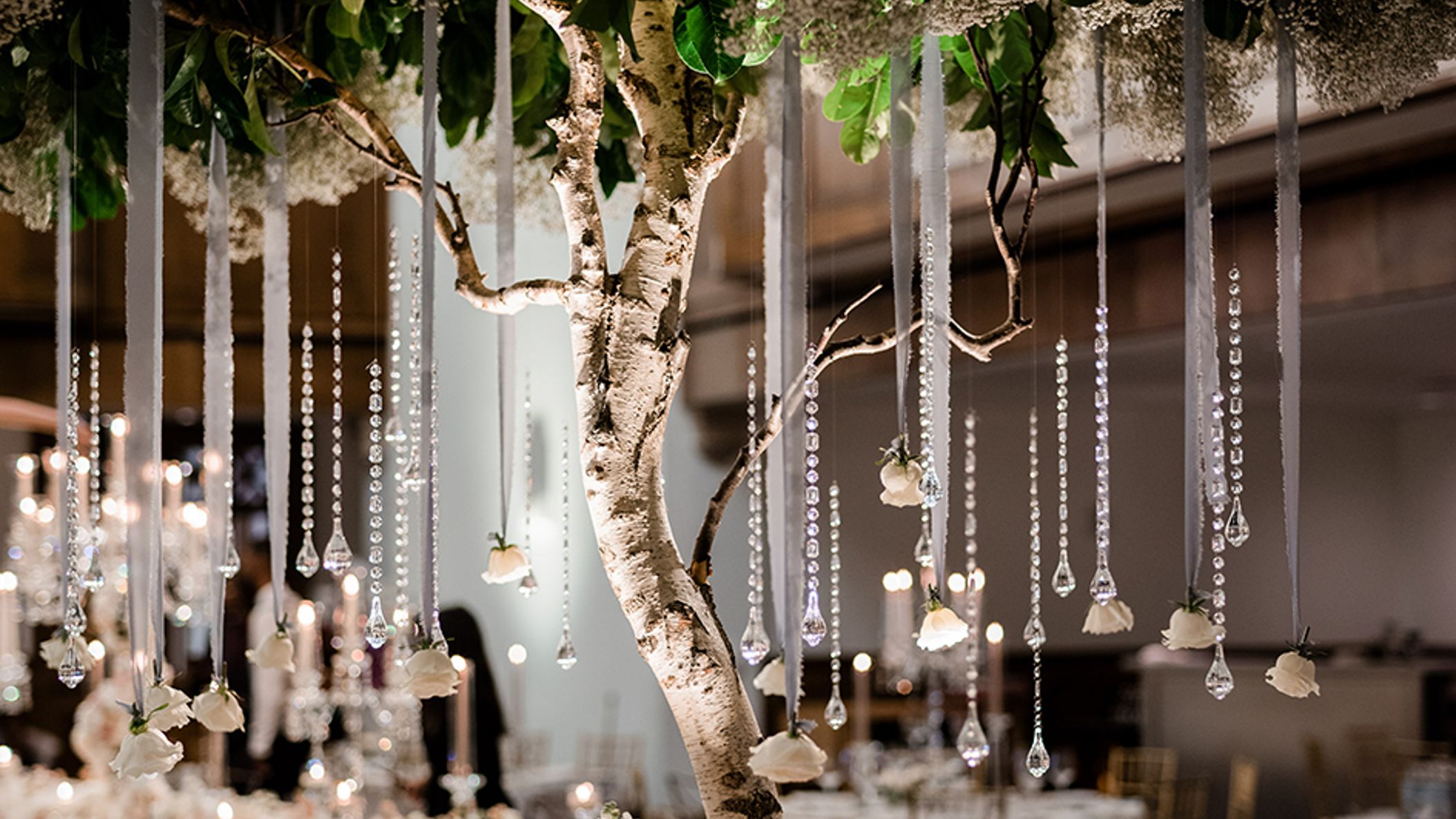 Seattle_Bride/2022/designdetails/afile_seb_fw2203.jpg