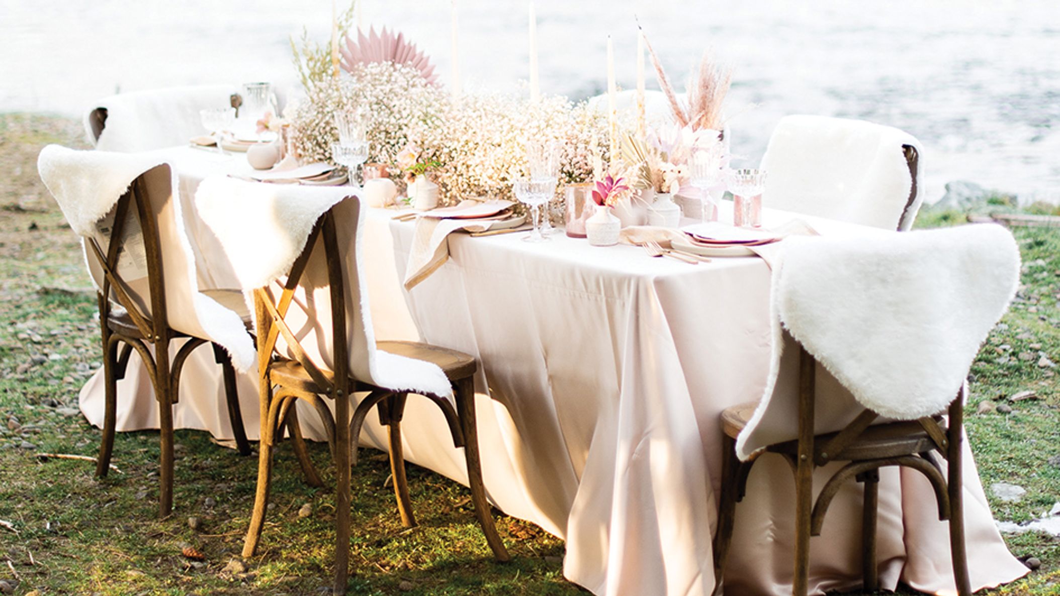 Seattle_Bride/2022/unveiled/unveiled_seb_fw2204.jpg