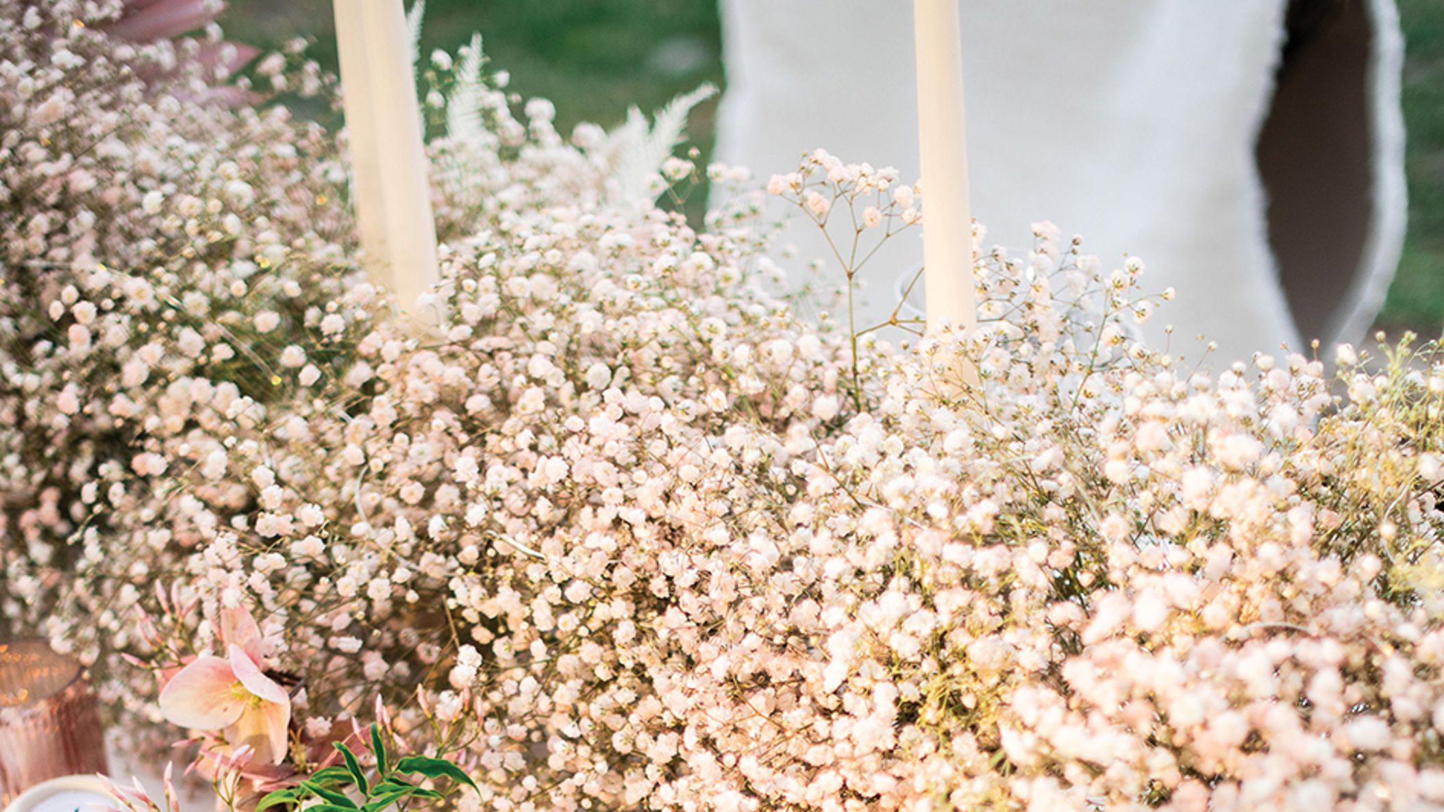 Seattle_Bride/2022/unveiled/unveiled_seb_fw2205.jpg