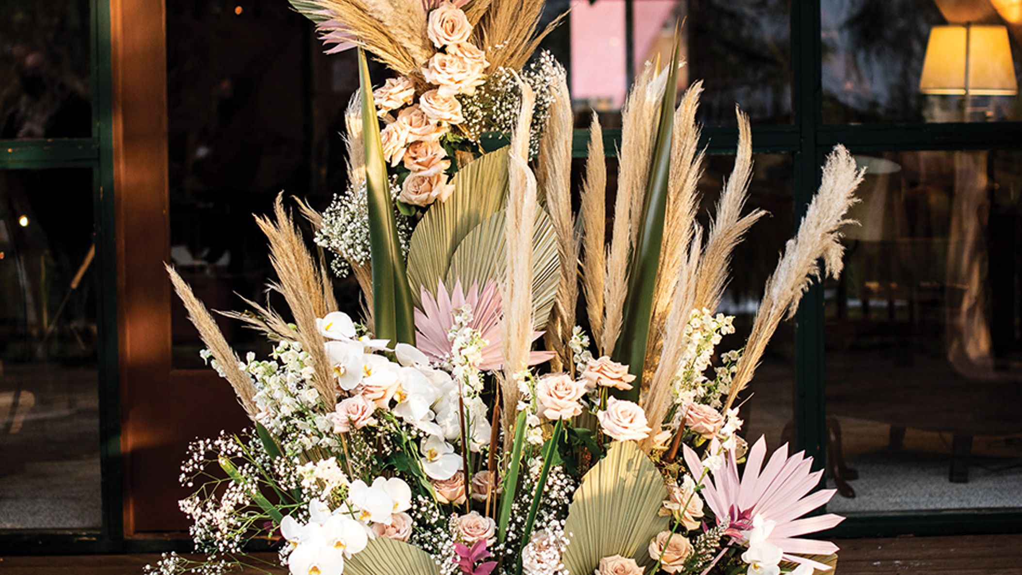 Seattle_Bride/2022/unveiled/unveiled_seb_fw2207.jpg