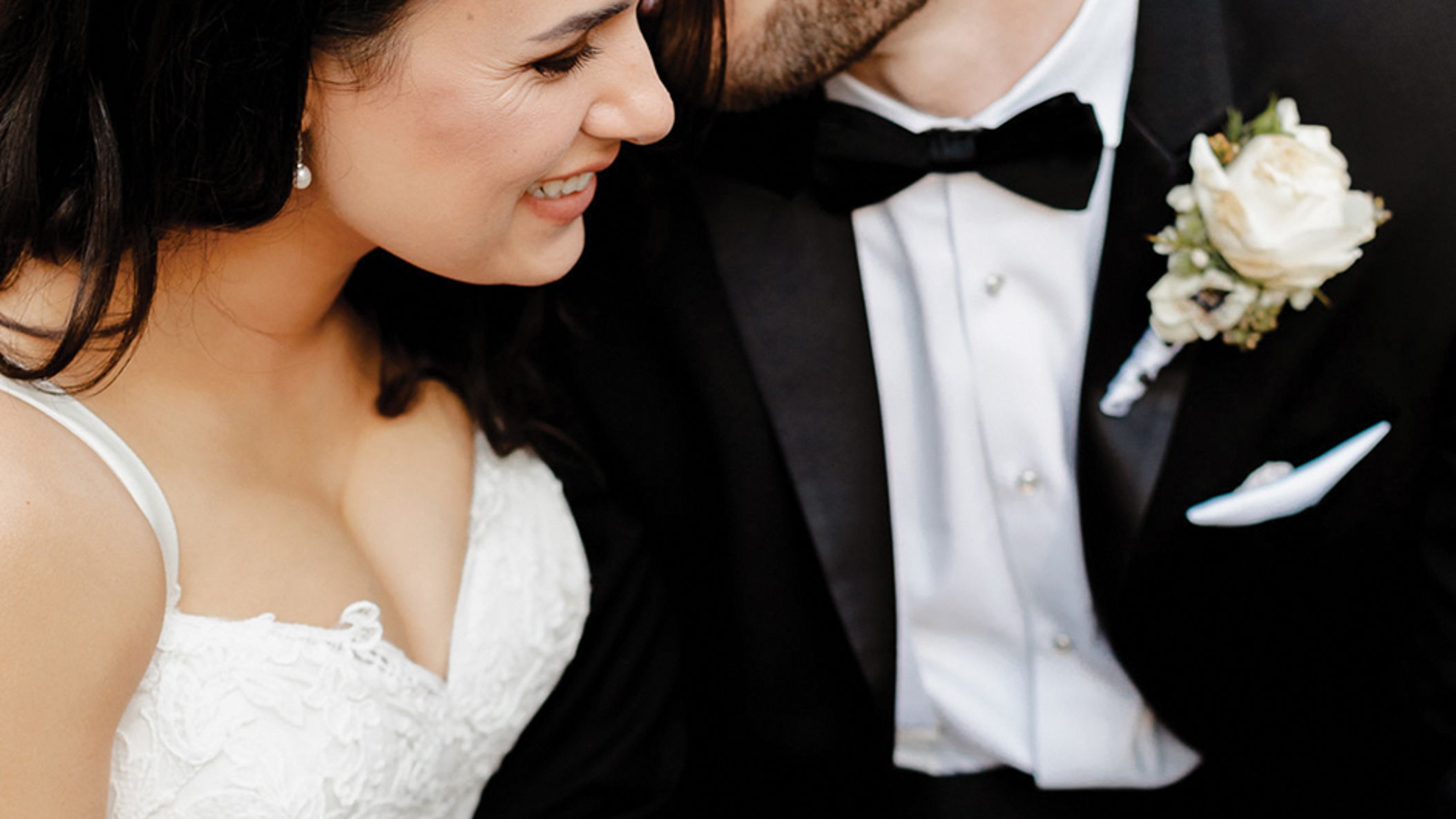 Seattle_Bride/2022/decorfeat/photo_seb_fw2206.jpg