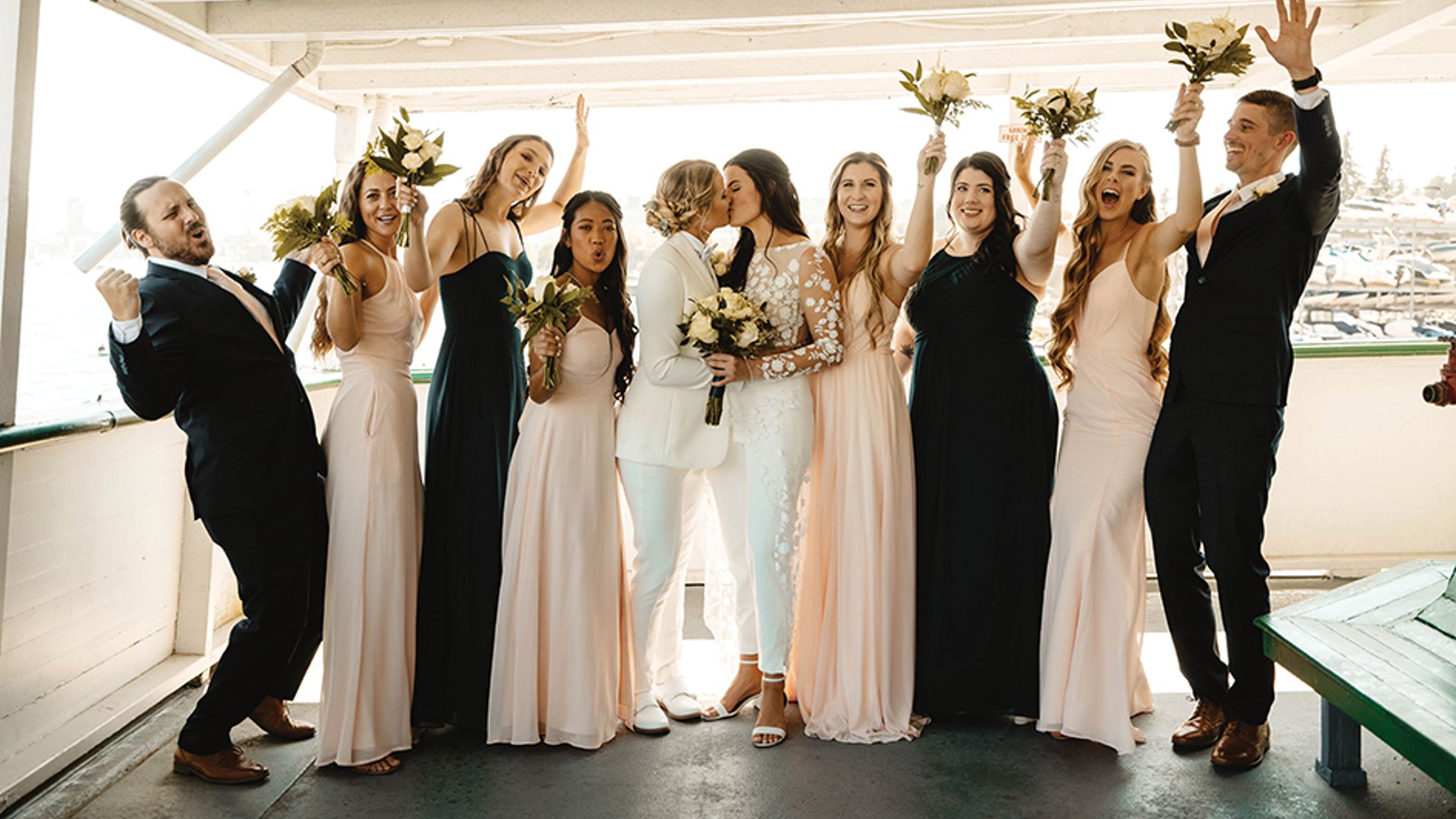 Seattle_Bride/2022/jess-cori/realwed_seb_fw22002.jpg