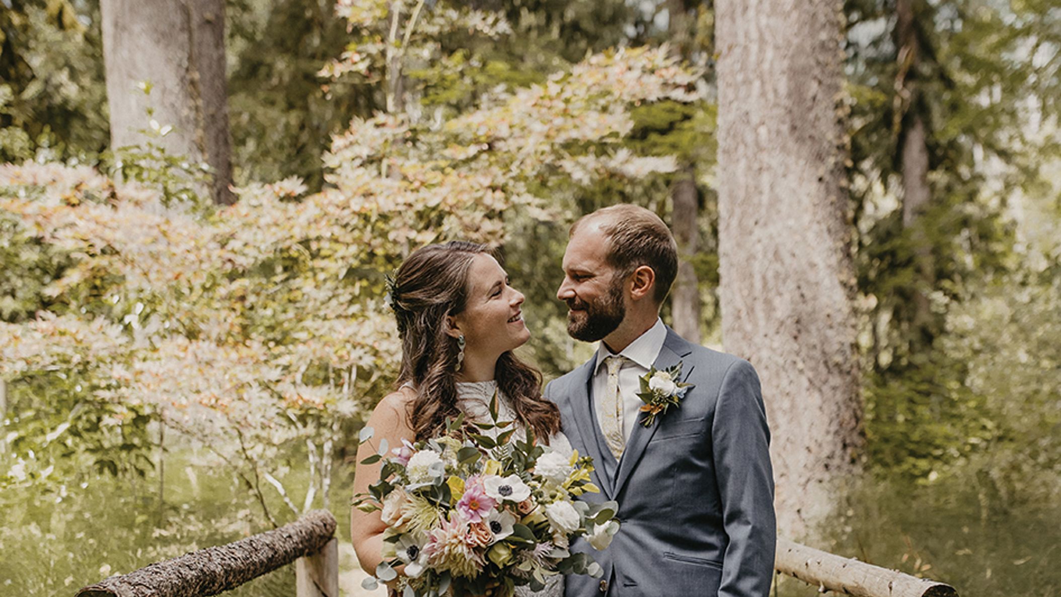 Oregon_Bride/2022/rw-julie-/rw_org_fw2219.jpg