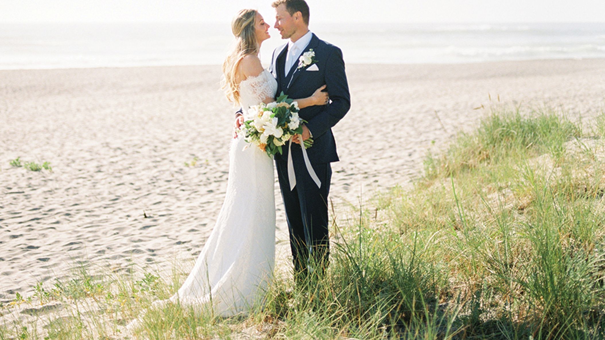 Oregon_Bride/2022/infocus/photo_org_fw2207.jpg