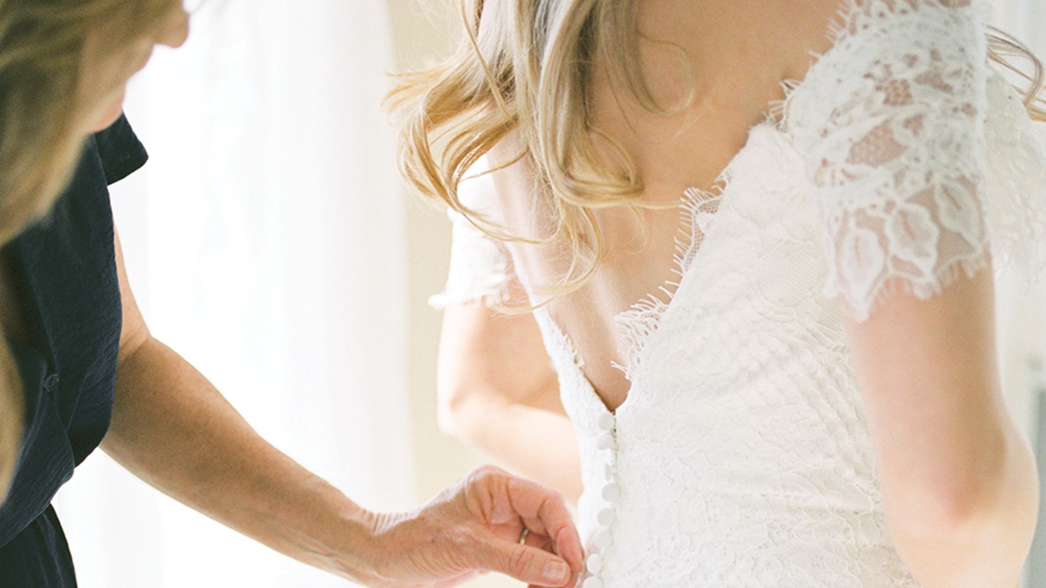 Oregon_Bride/2022/infocus/photo_org_fw2209.jpg