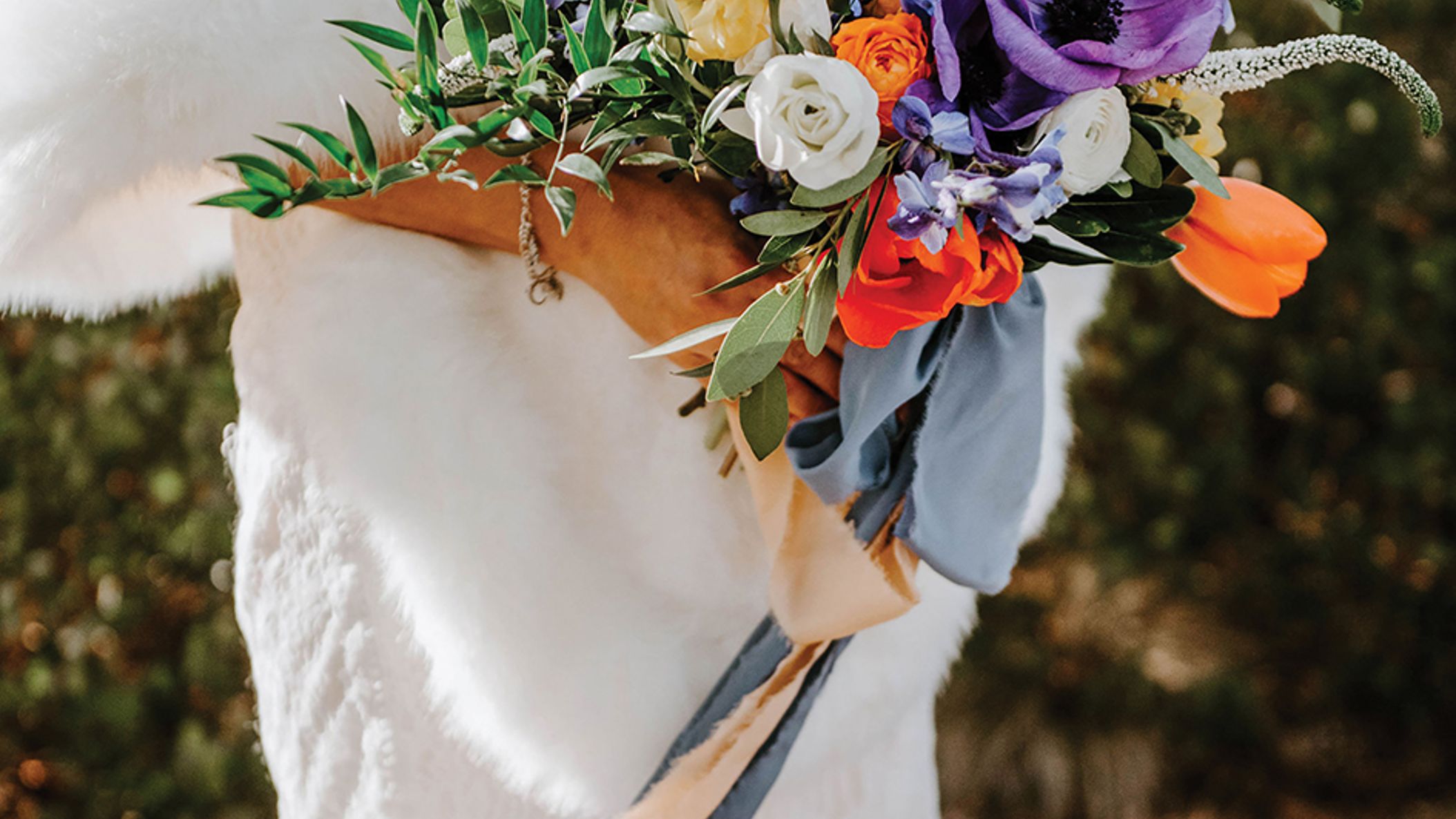 Oregon_Bride/2022/floral/flowers_org_fw2210.jpg