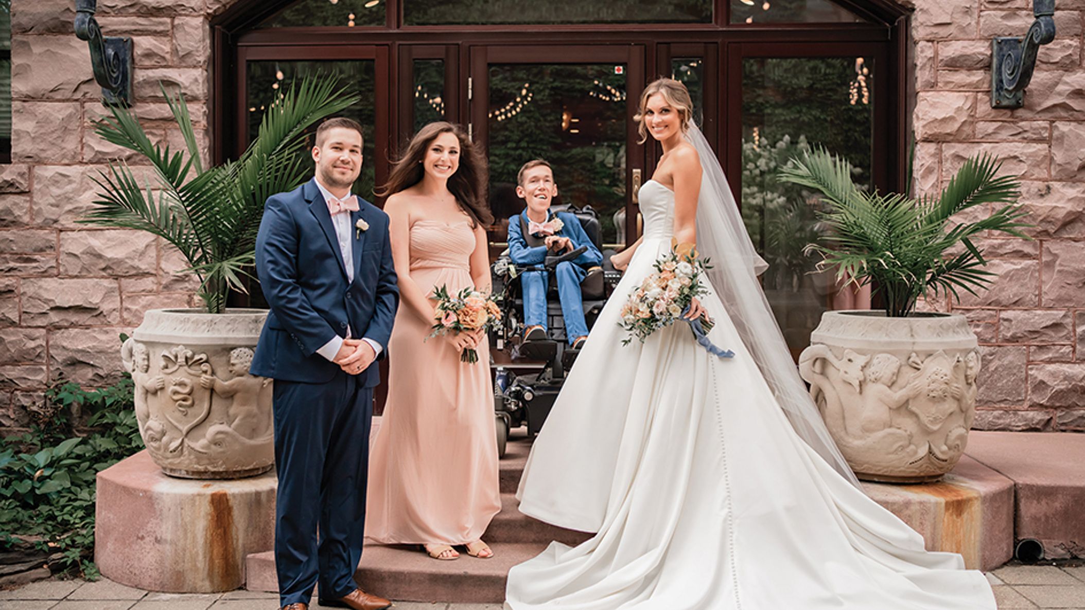 Minnesota_Bride/2022/rw-hannah/rw_mnb_fw2201.jpg