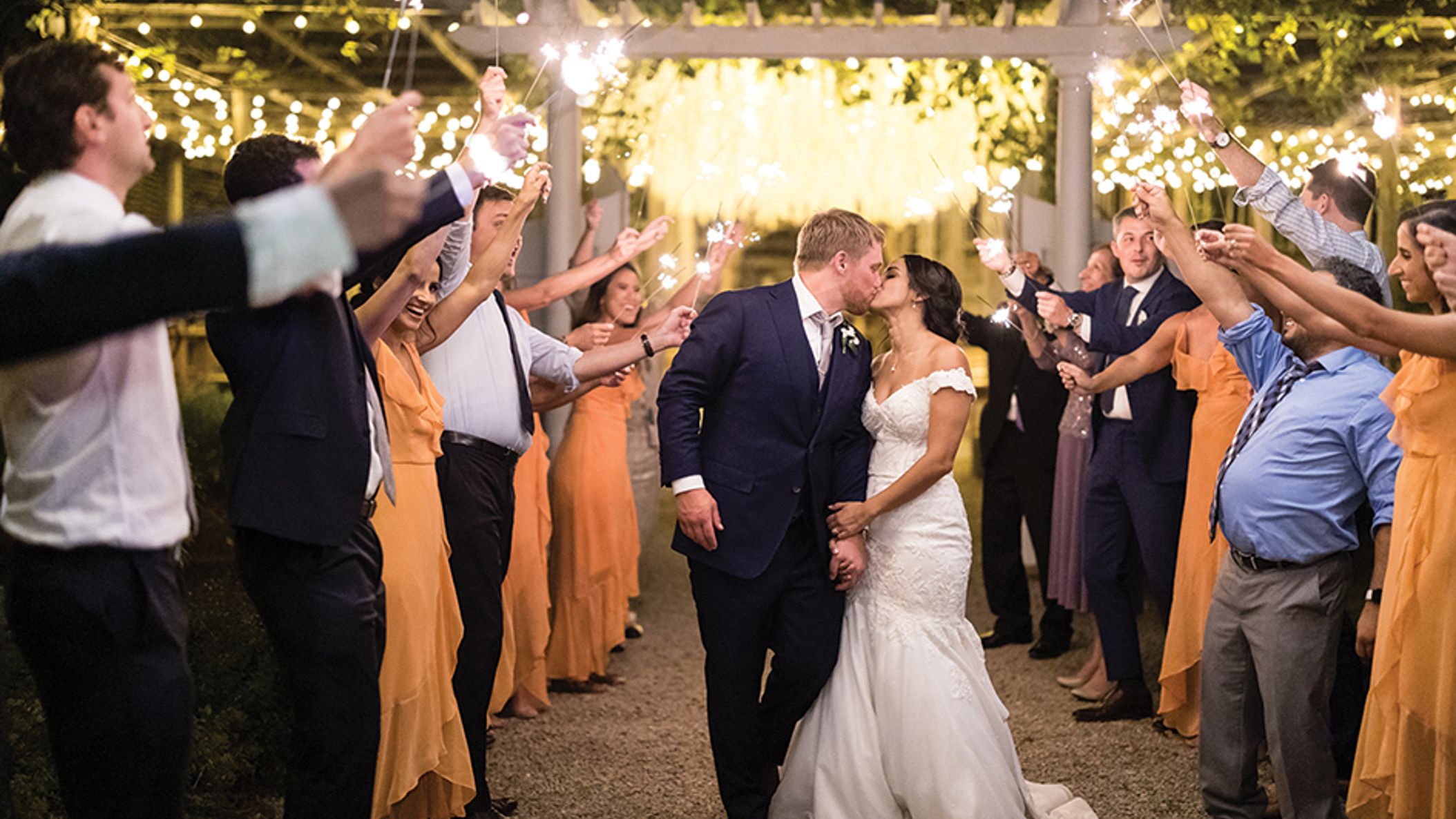Minnesota_Bride/2022/rw-nellie-doug/rw_mnb_fw2206.jpg