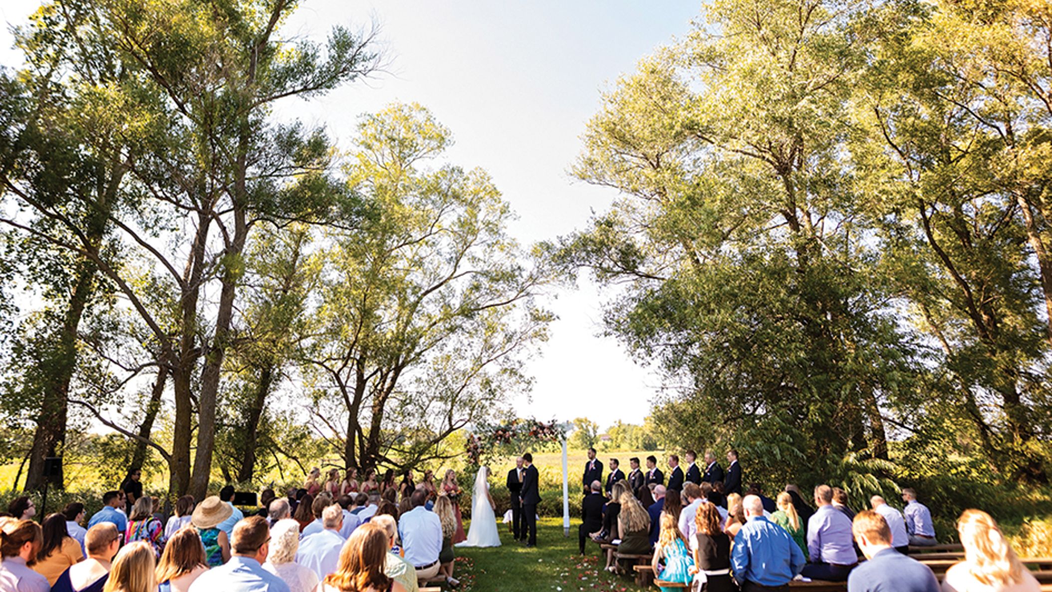 Minnesota_Bride/2022/rw-lily/rw_mnb_fw2201.jpg