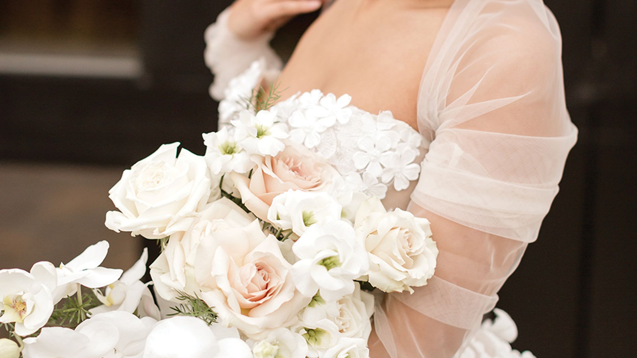 Minnesota_Bride/2022/tradition/styleAR_mnb_fw2206.jpg