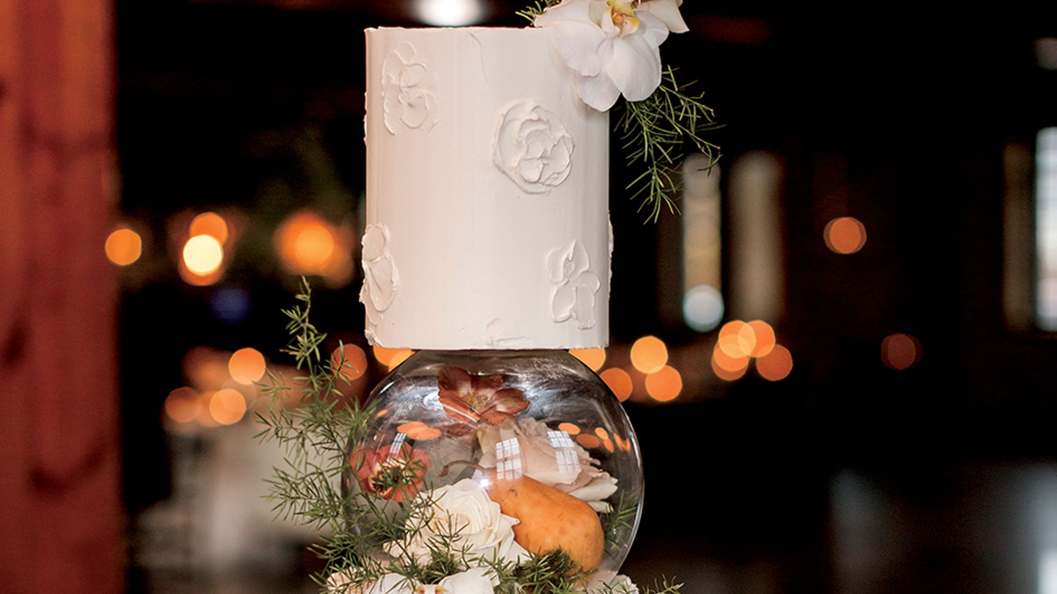 Minnesota_Bride/2022/tradition/styleAR_mnb_fw2209.jpg