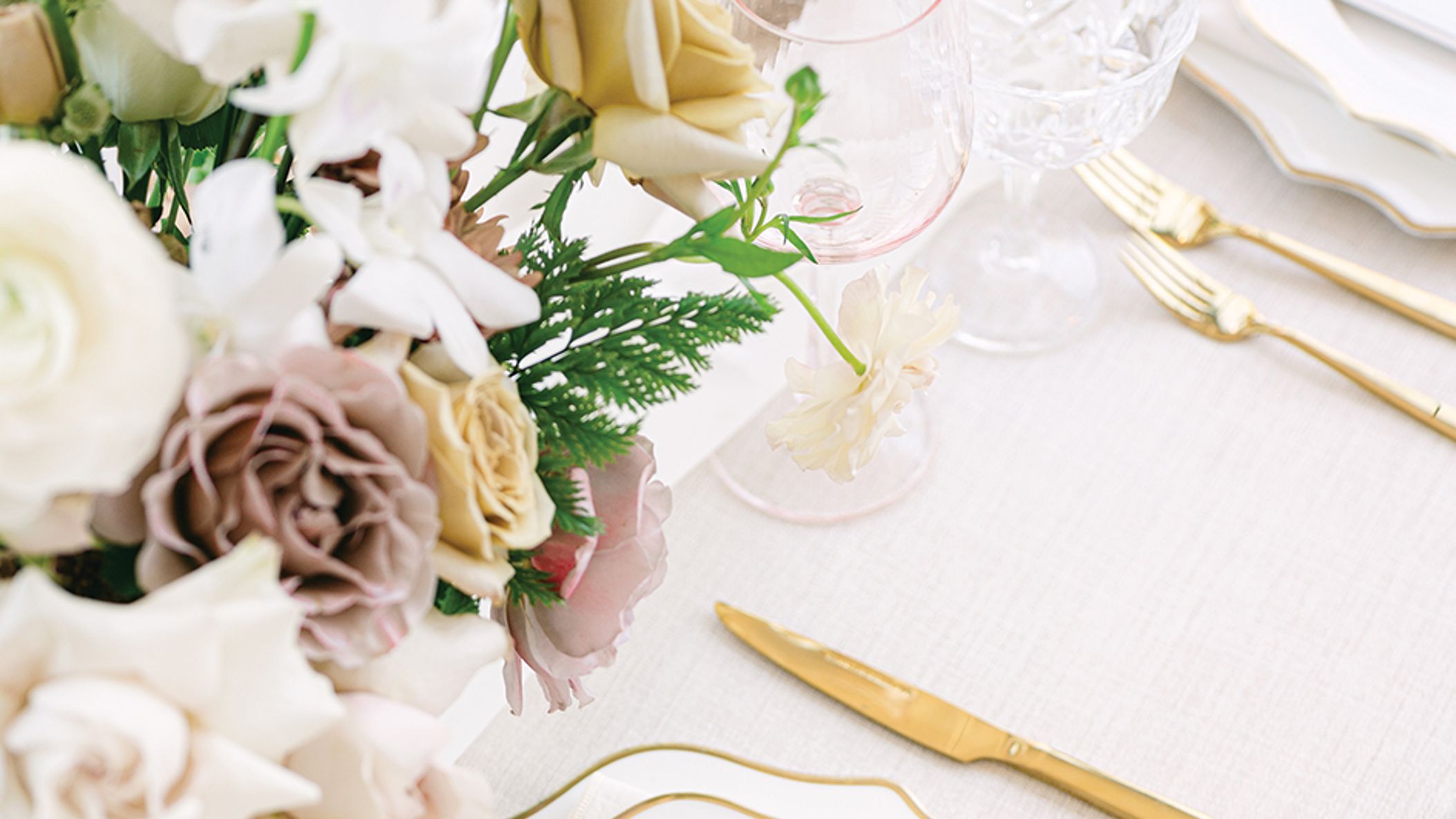 Minnesota_Bride/2022/whimb/whim_mnb_fw2201.jpg