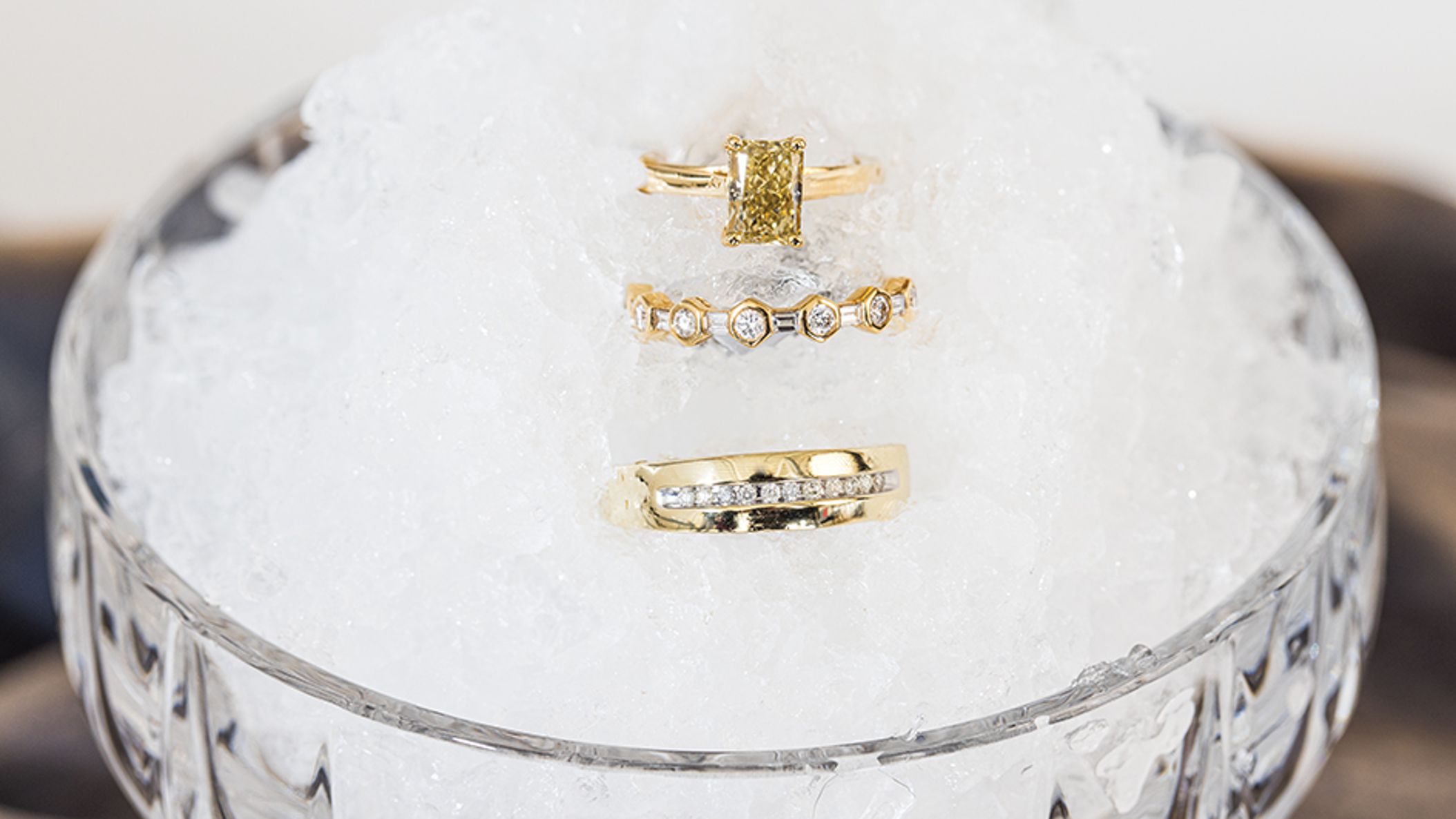Minnesota_Bride/2022/ailse/af5_mnb_fw2203.jpg