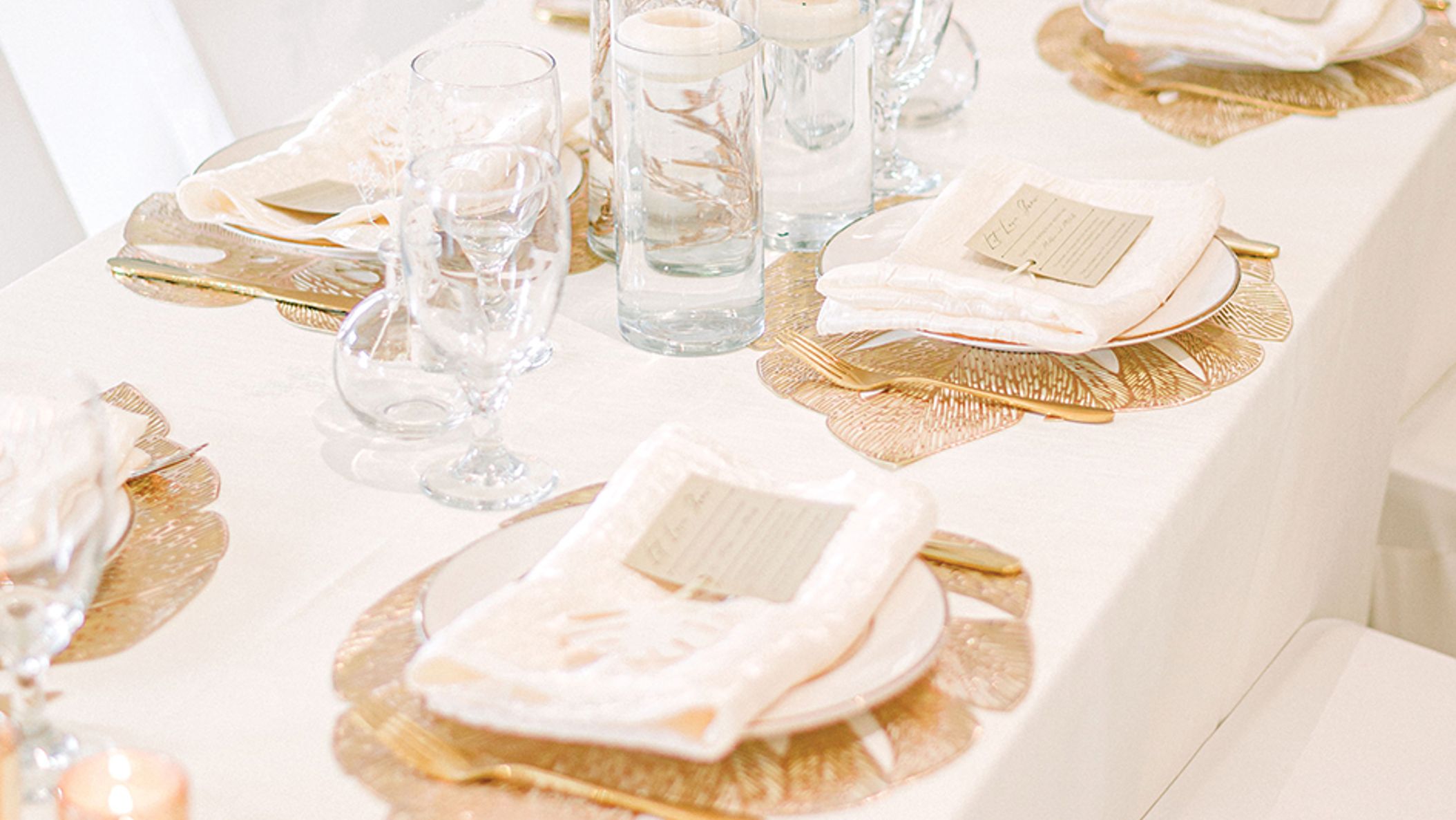 Nebraska_Bride/2022/aislefiles/3aislefie_nwd_fw2204.jpg