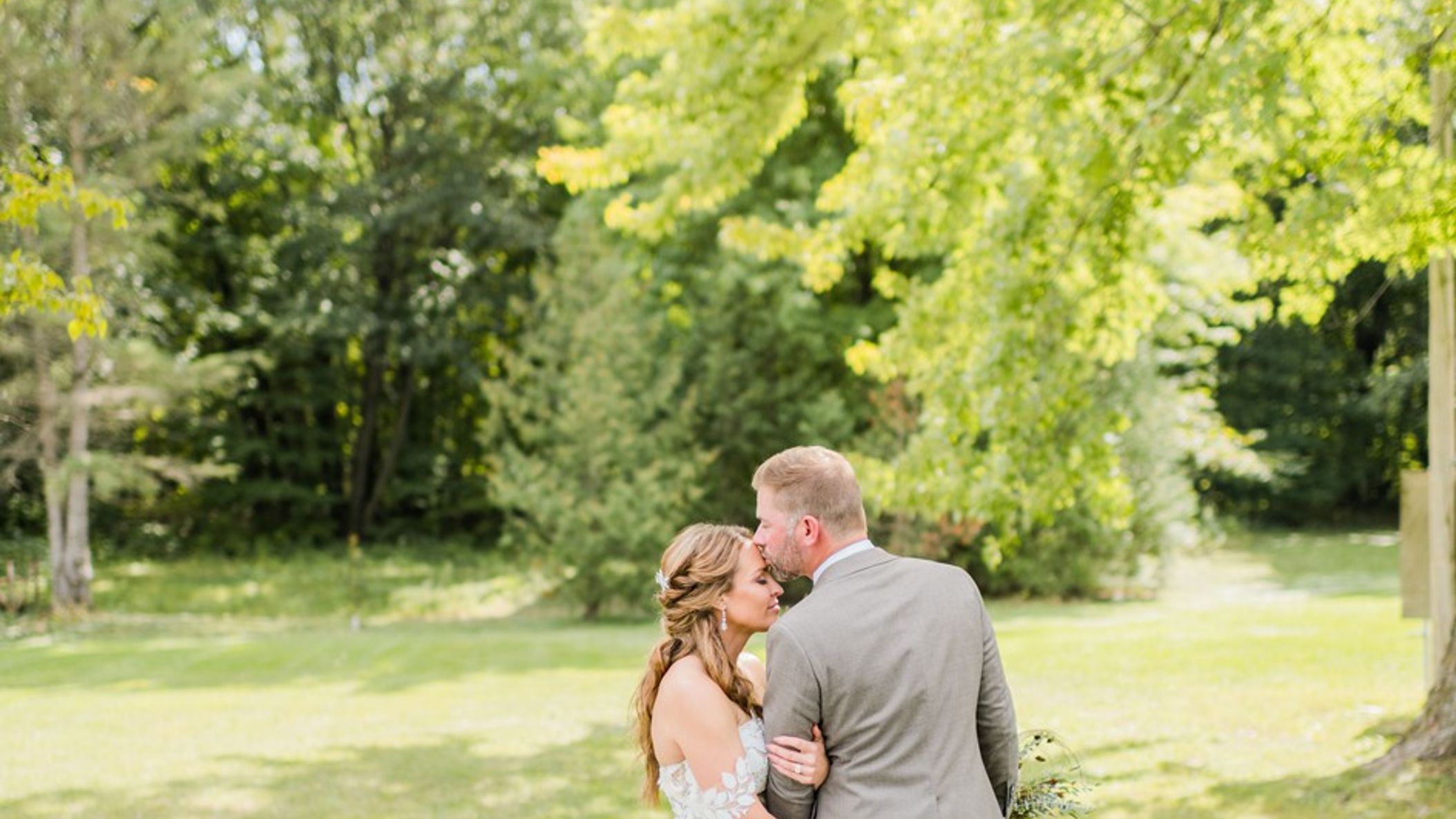 Minnesota_Bride/2022/splurge/2022-10-09_0024.jpg