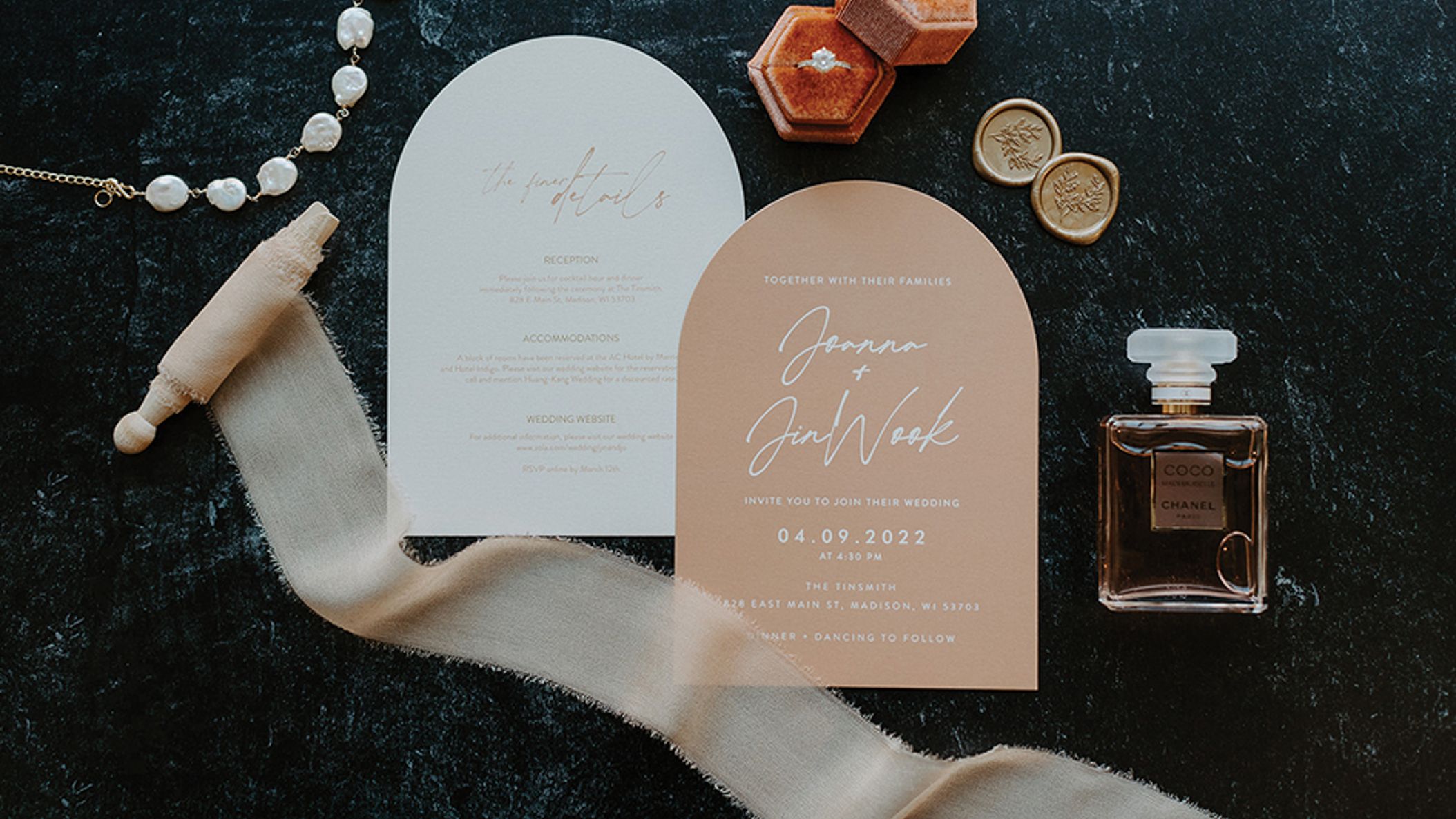 Wisconsin_Bride/2023/rw-jo/tinsmith-wedding-photos-madison-sarah-glick-2.jpg