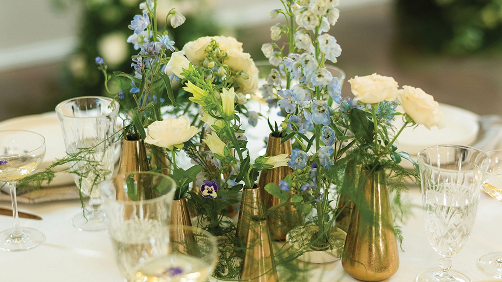 Seattle_Bride/2023/DaintyFlowers/LCFJ0117.jpg