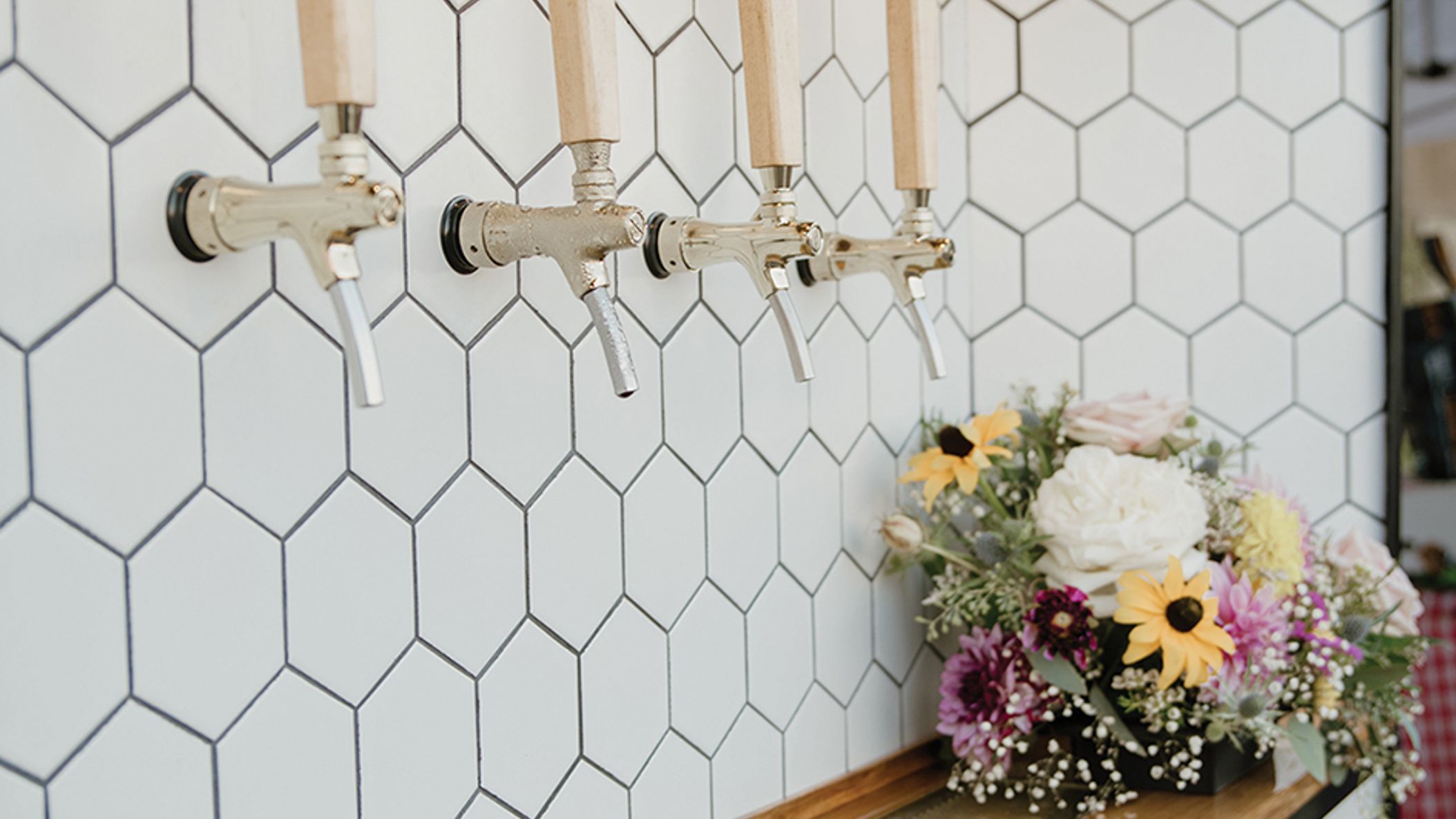 Seattle_Bride/2023/aislefiles/af5-seb-2302.jpg