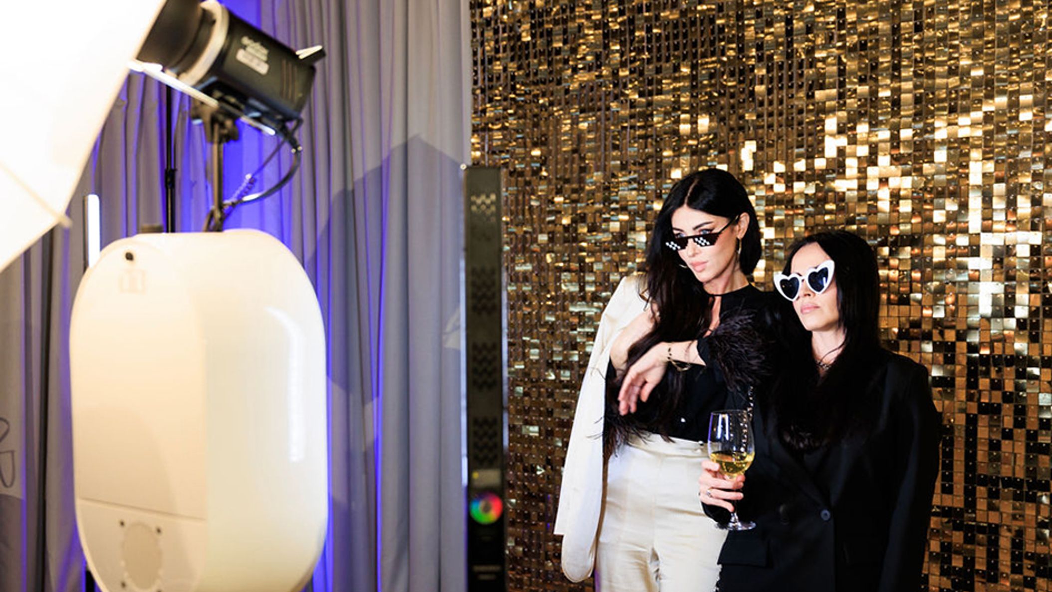 Seattle_Bride/2023/partyimages/partyseab_SEB_ss2307.jpg