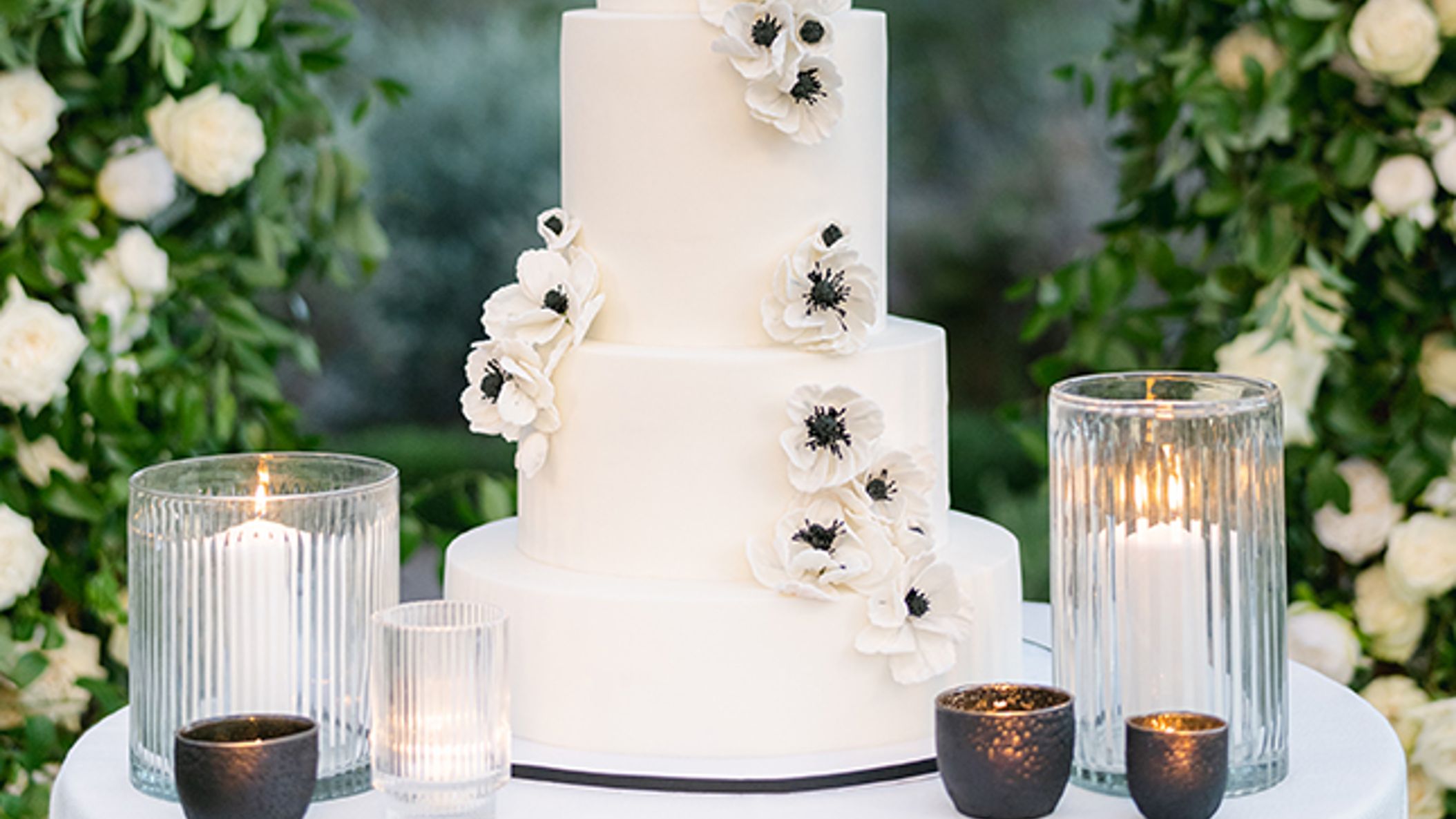 inline-images/EditChoice-BestCake-O’Malley Photographers.jpg