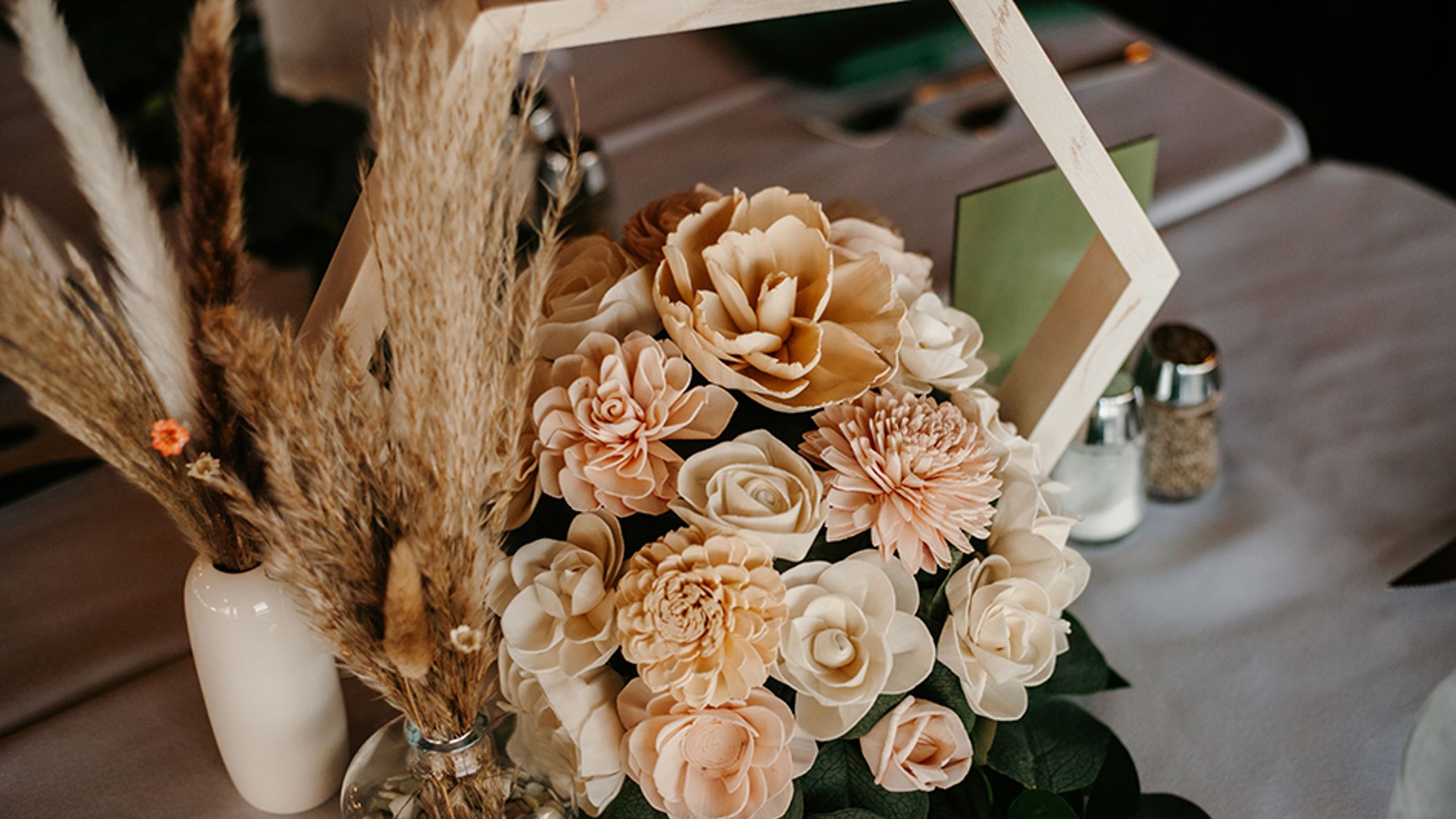 inline-images/9-10ReceptionDetails-50.jpg