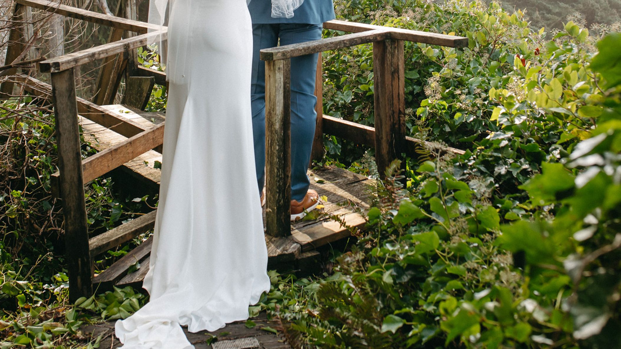 inline-images/Arch_Cape_Oregon_Elopement_MylaLiPhotos-83-2.jpg