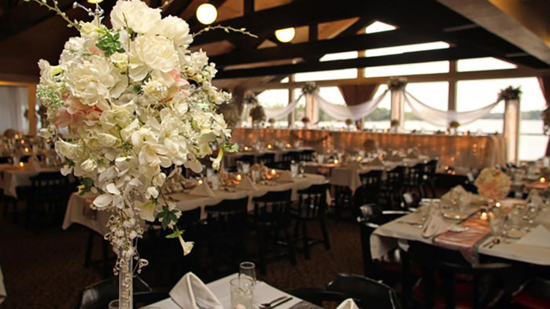inline-images/68-2817_Wedding_700x450_9.jpg