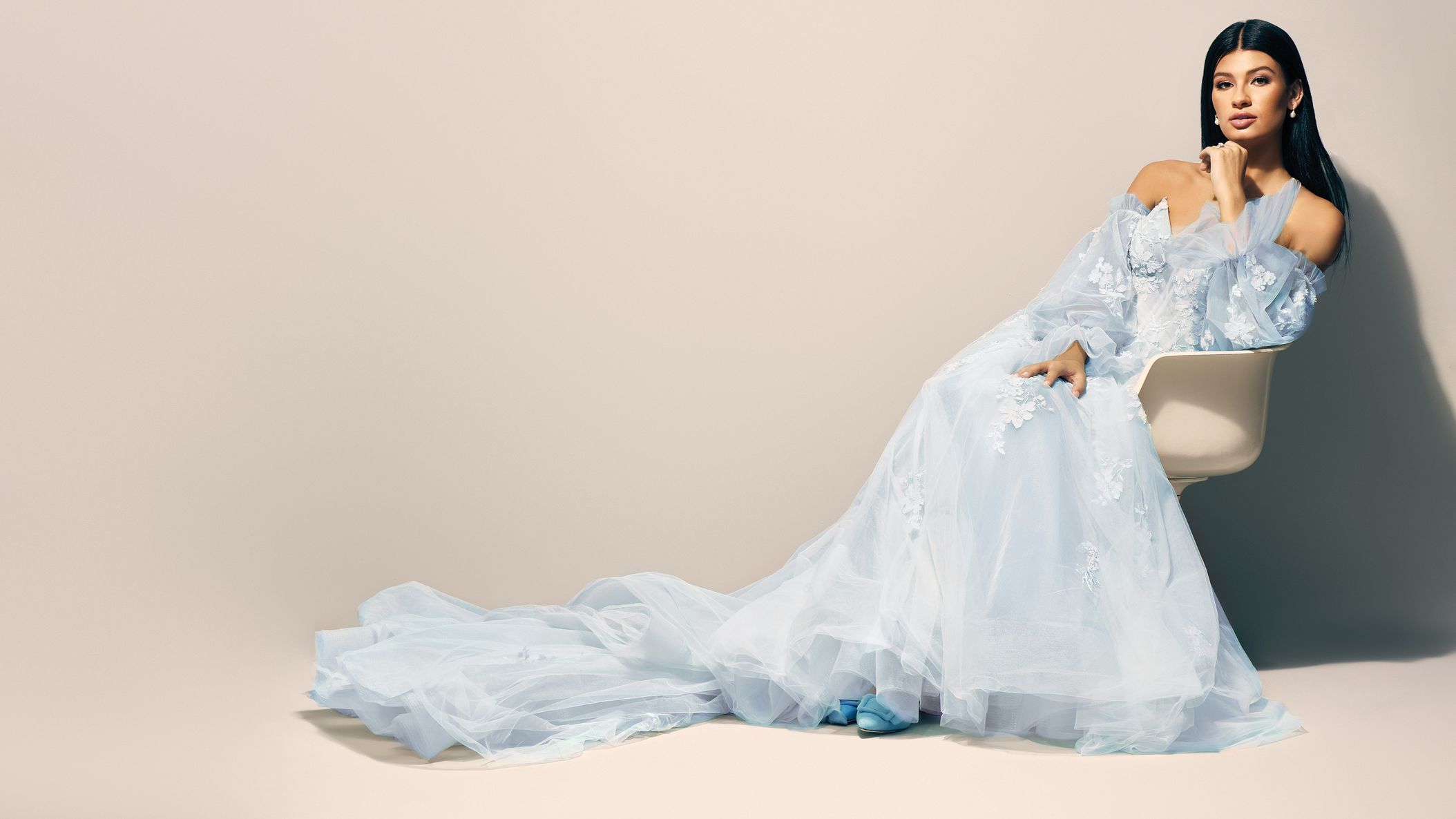2024-07/MN Bride_4-2-23_shot_3_0752.jpg