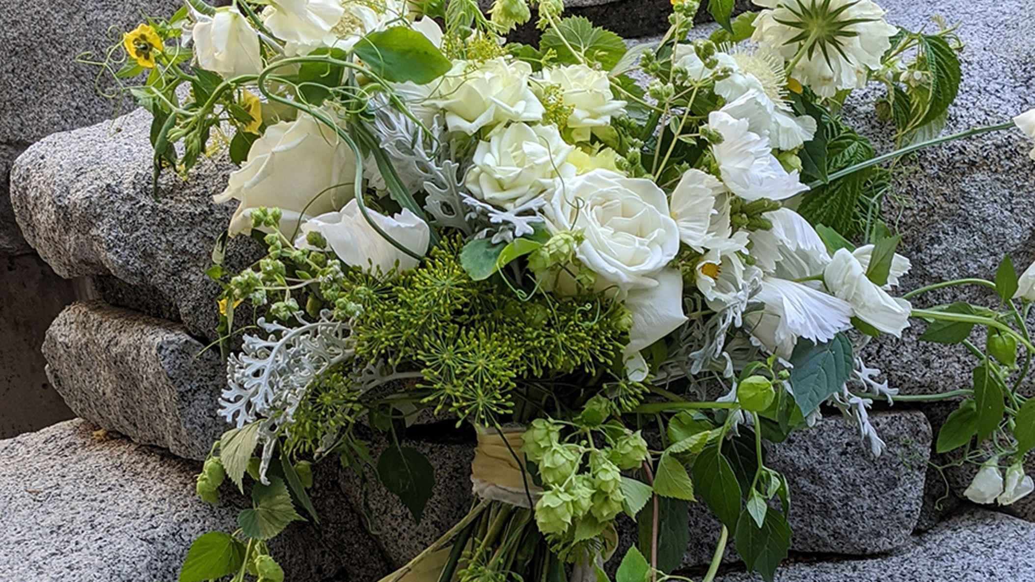 inline-images/Hops green and white bouquet.jpg