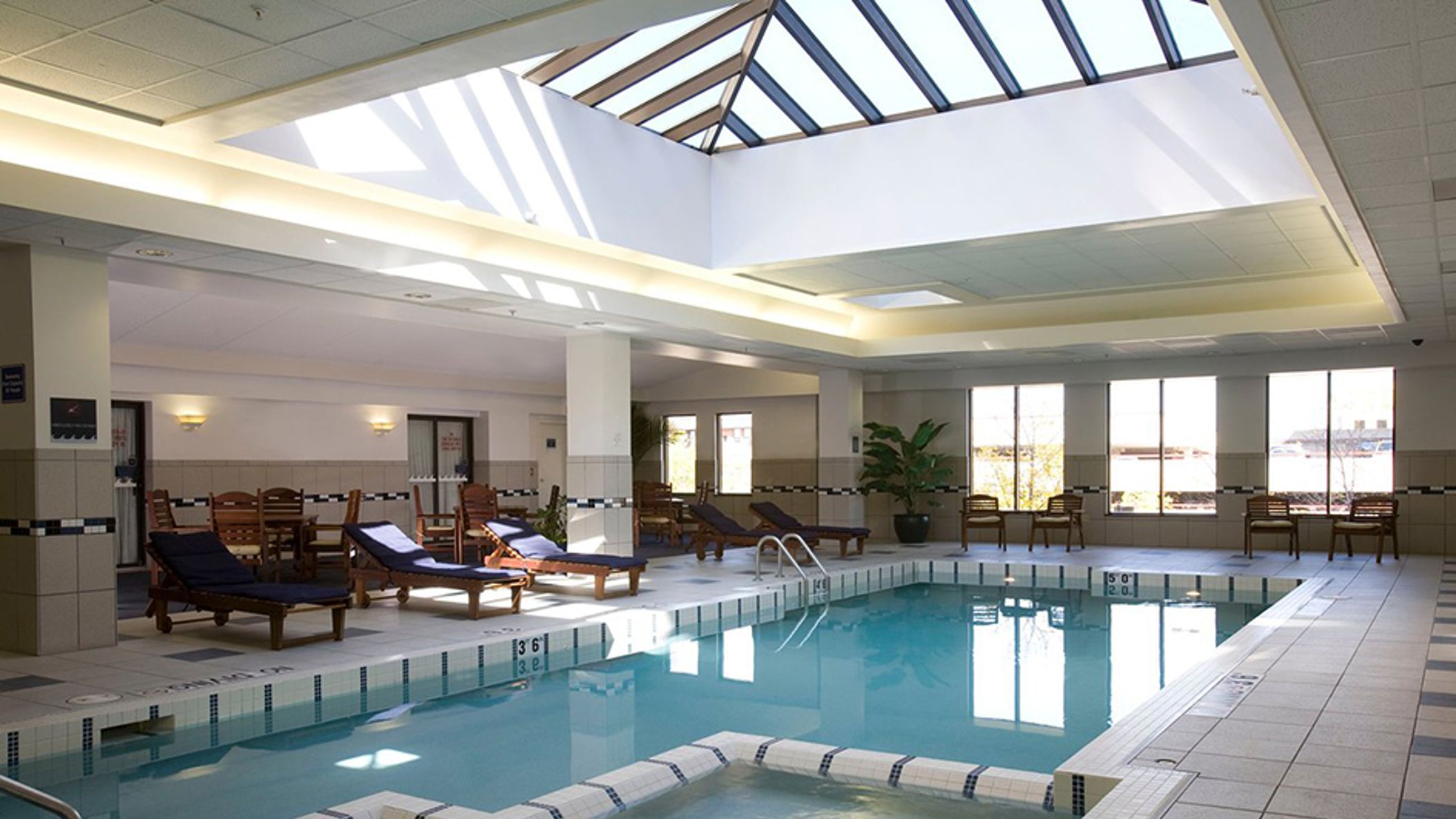 inline-images/madison-concourse-hotel.jpg