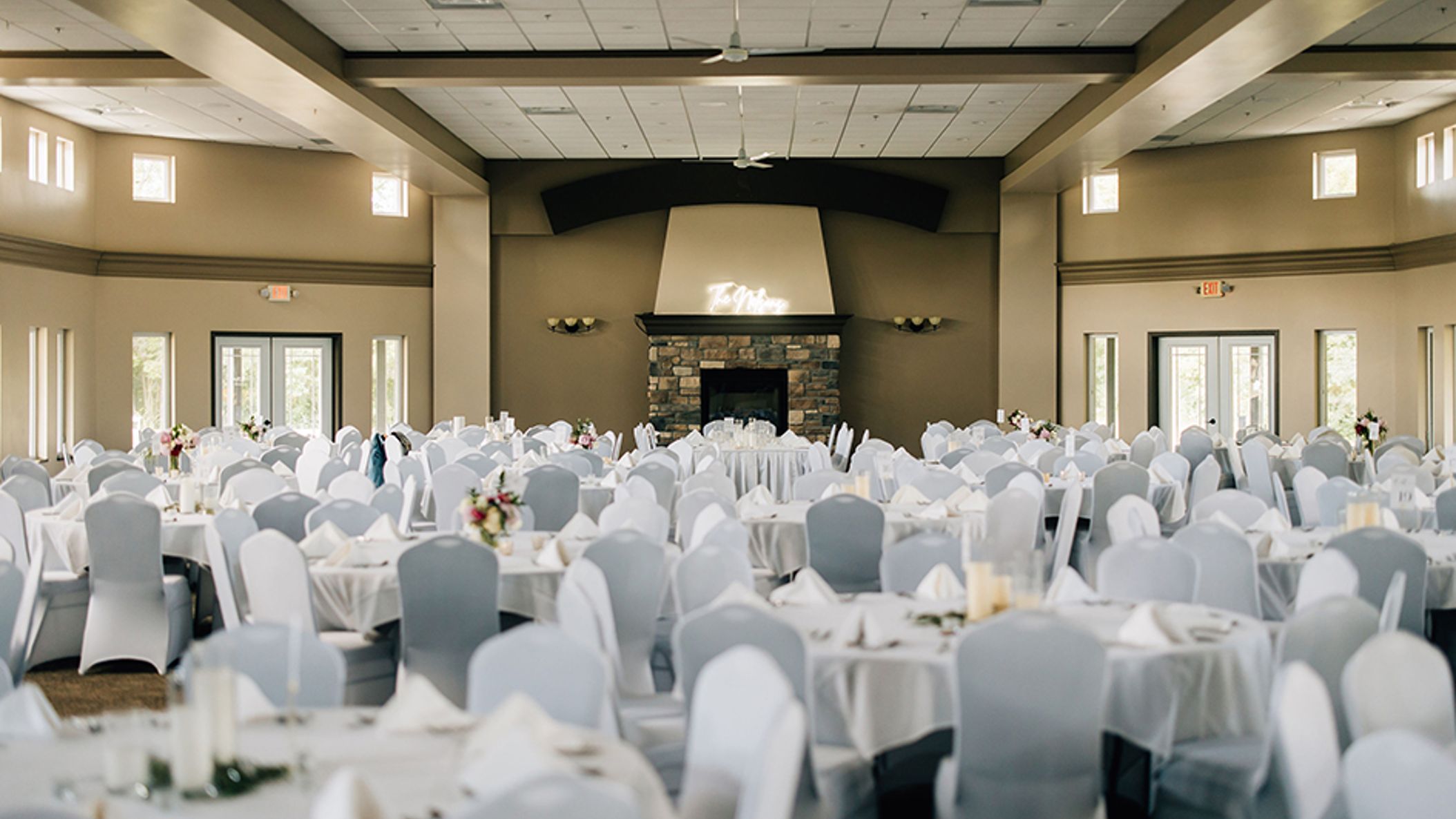 inline-images/NateSarah_DecoraToppPhotography2023-6190_1.jpg