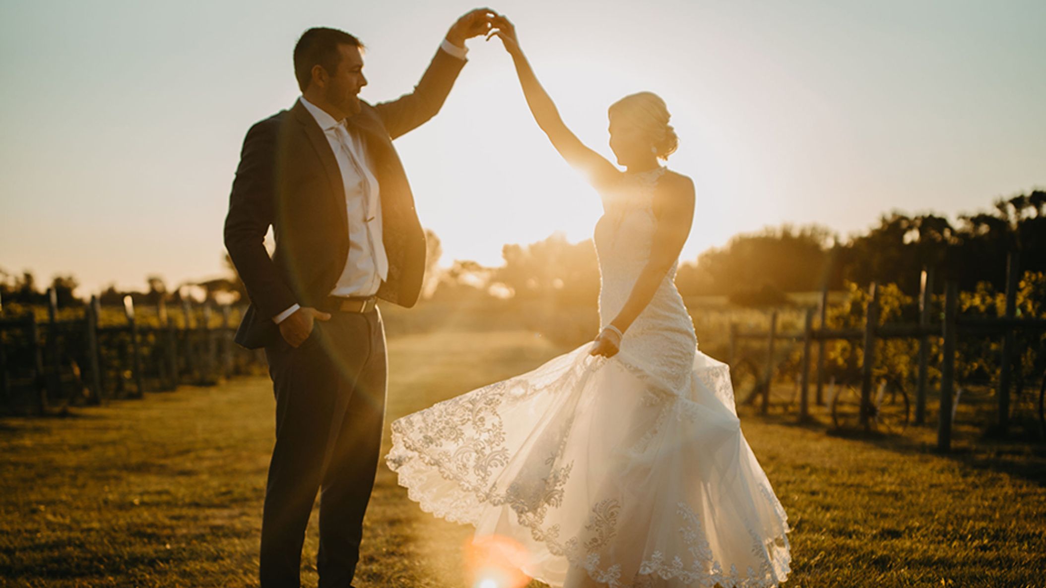 inline-images/Mr.+Mrs.DeRock-DreamingTreePhotography-1106_1.jpg