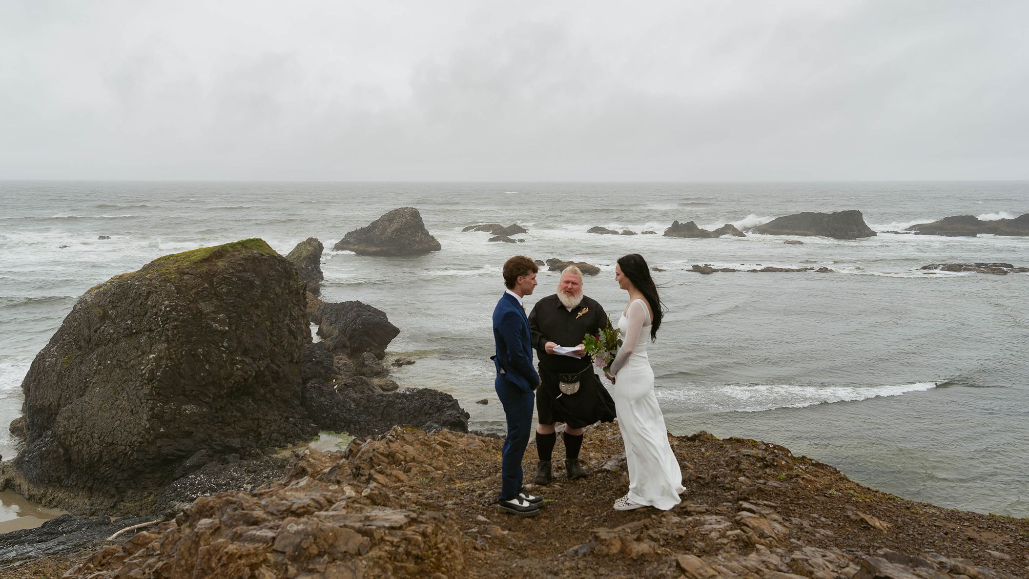 2025-02/AF_OWDSS25_Elopement31.jpg