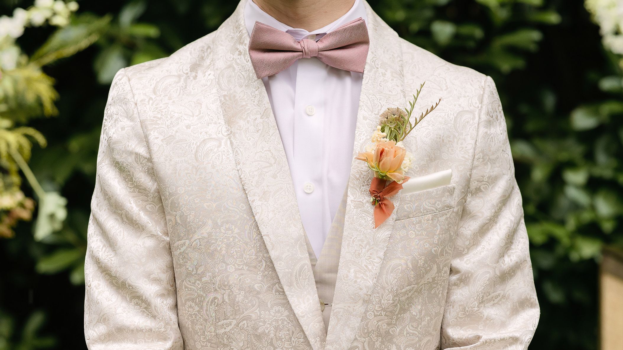 2025-02/WashingtonWeddingDaySPring-mylaliphotos-74.jpg