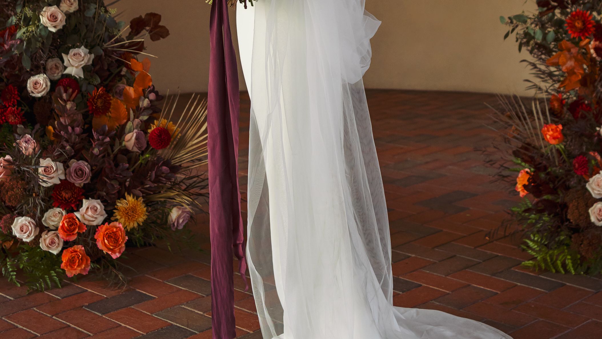 2025-05/Villa-Bellezza-Fall-Wedding-Northern-Voyages-Co-49.jpg