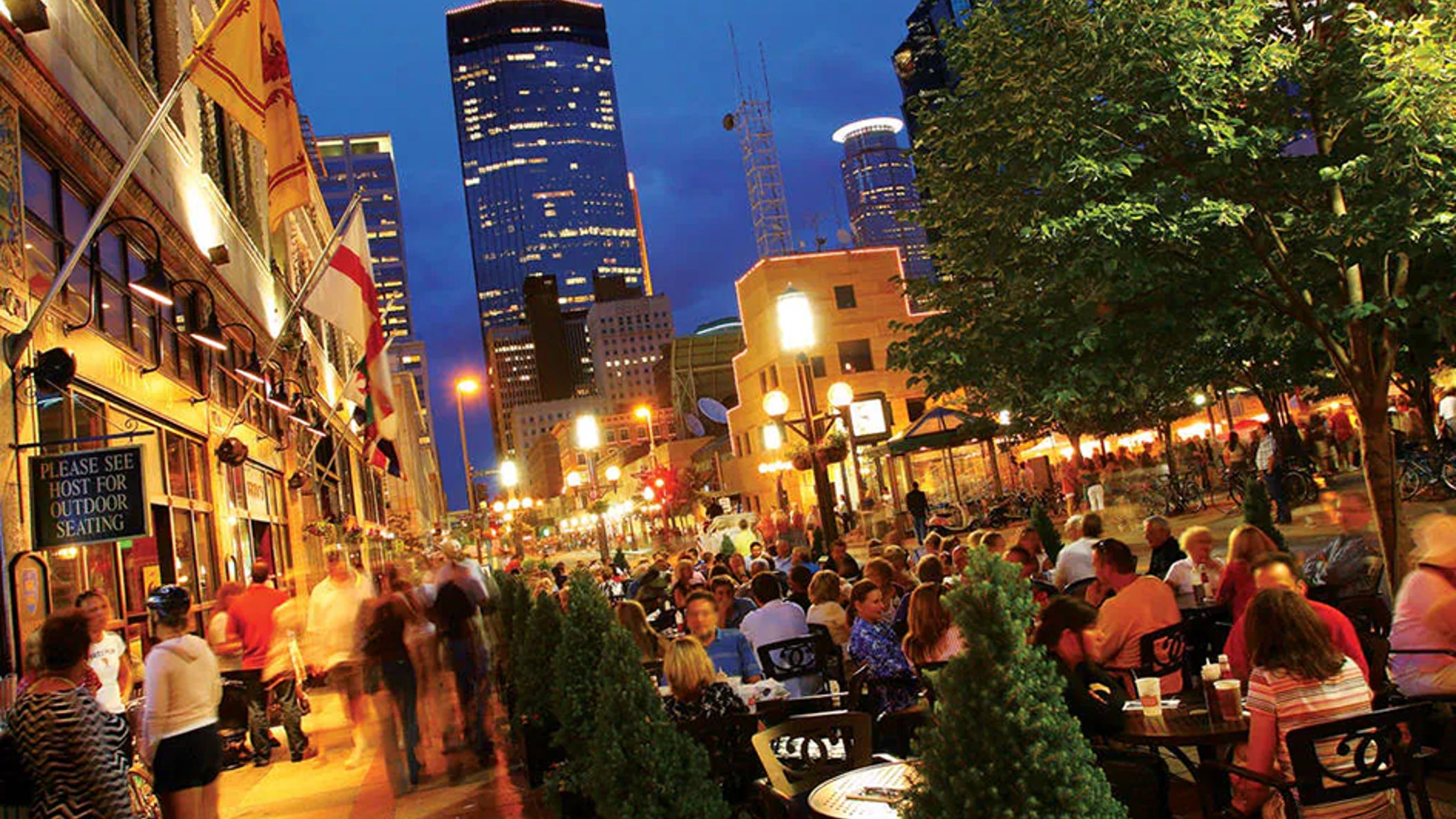 inline-images/mspcc-attraction-mall-0101-hor-clsc.jpg copy.png