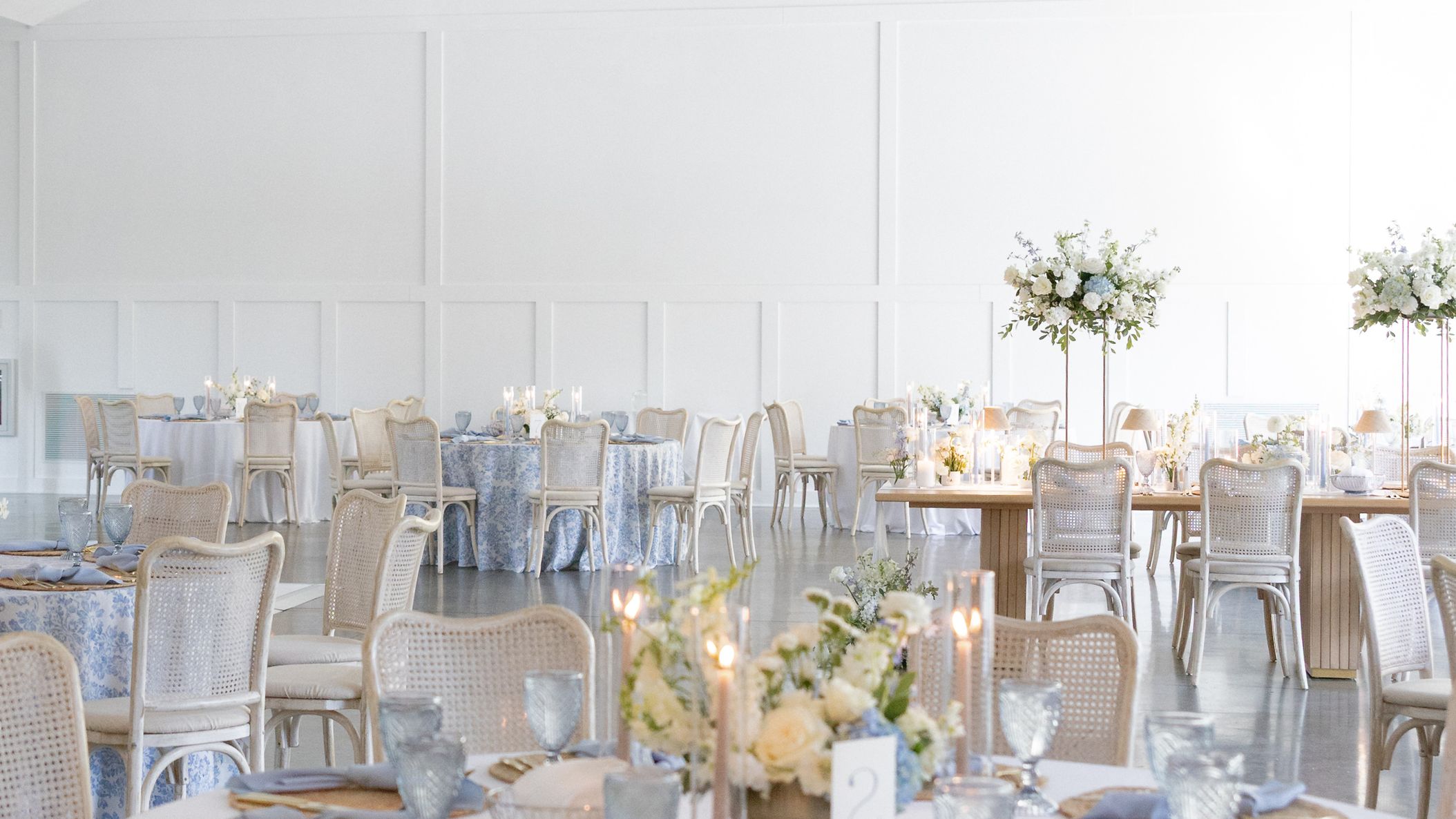 2025-12/loui_photography_hutton_house_summer_wedding_catie_campbell_minnesota-438.jpg