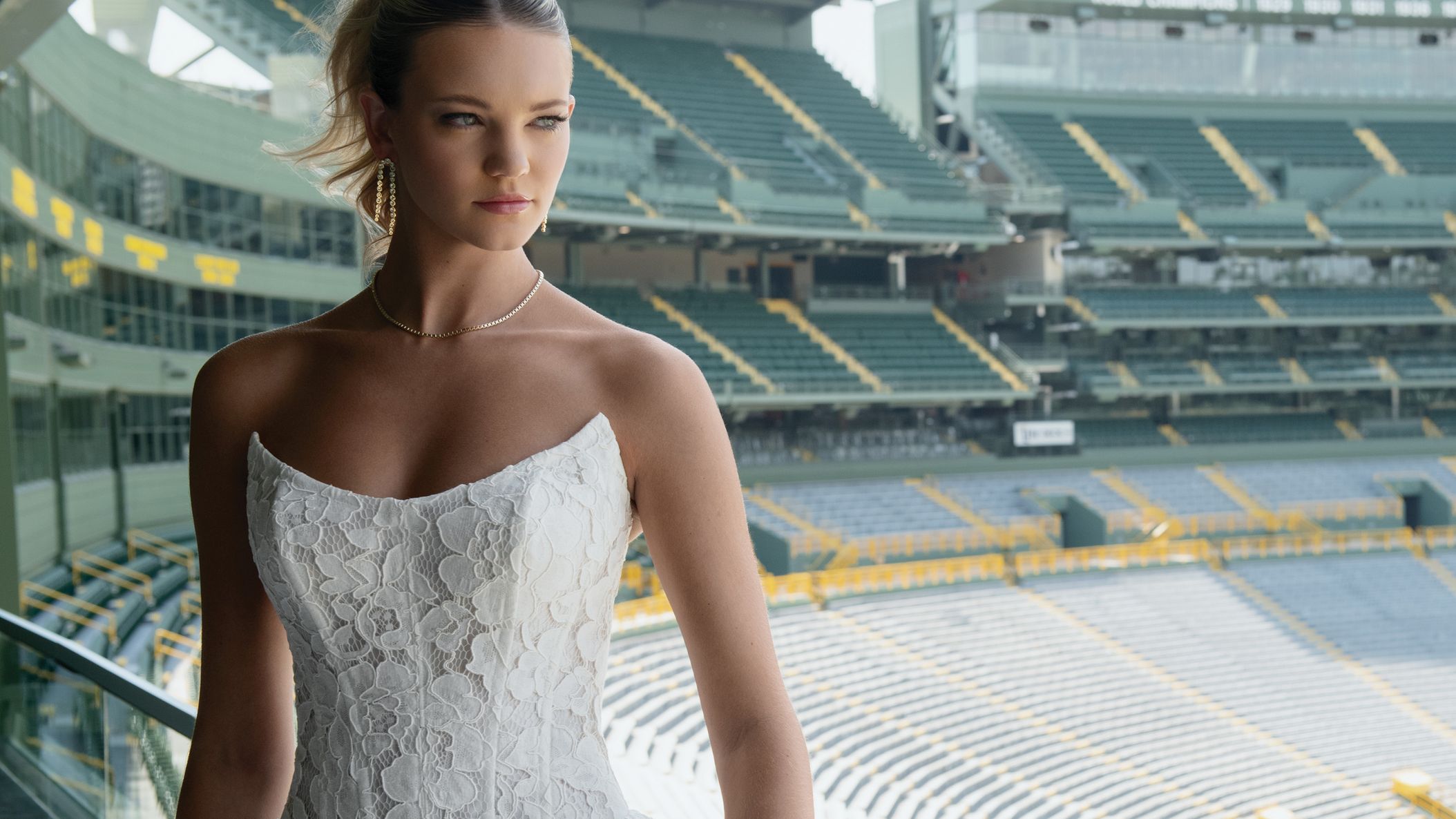 2025-12/WisconsinBrideGreenBay_06.jpg