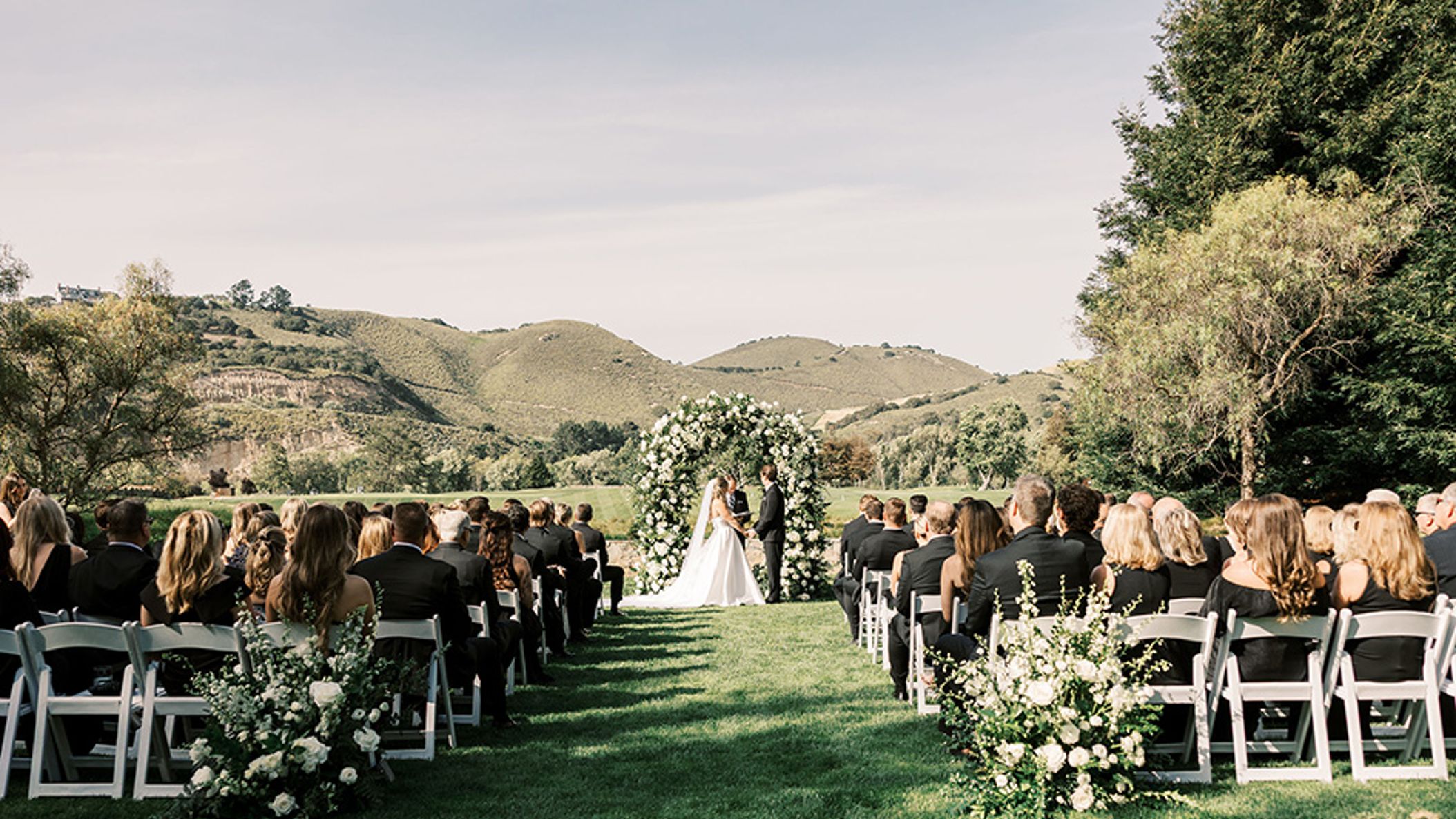 inline-images/©keepglowingphotography_HandDpreview-121.jpg